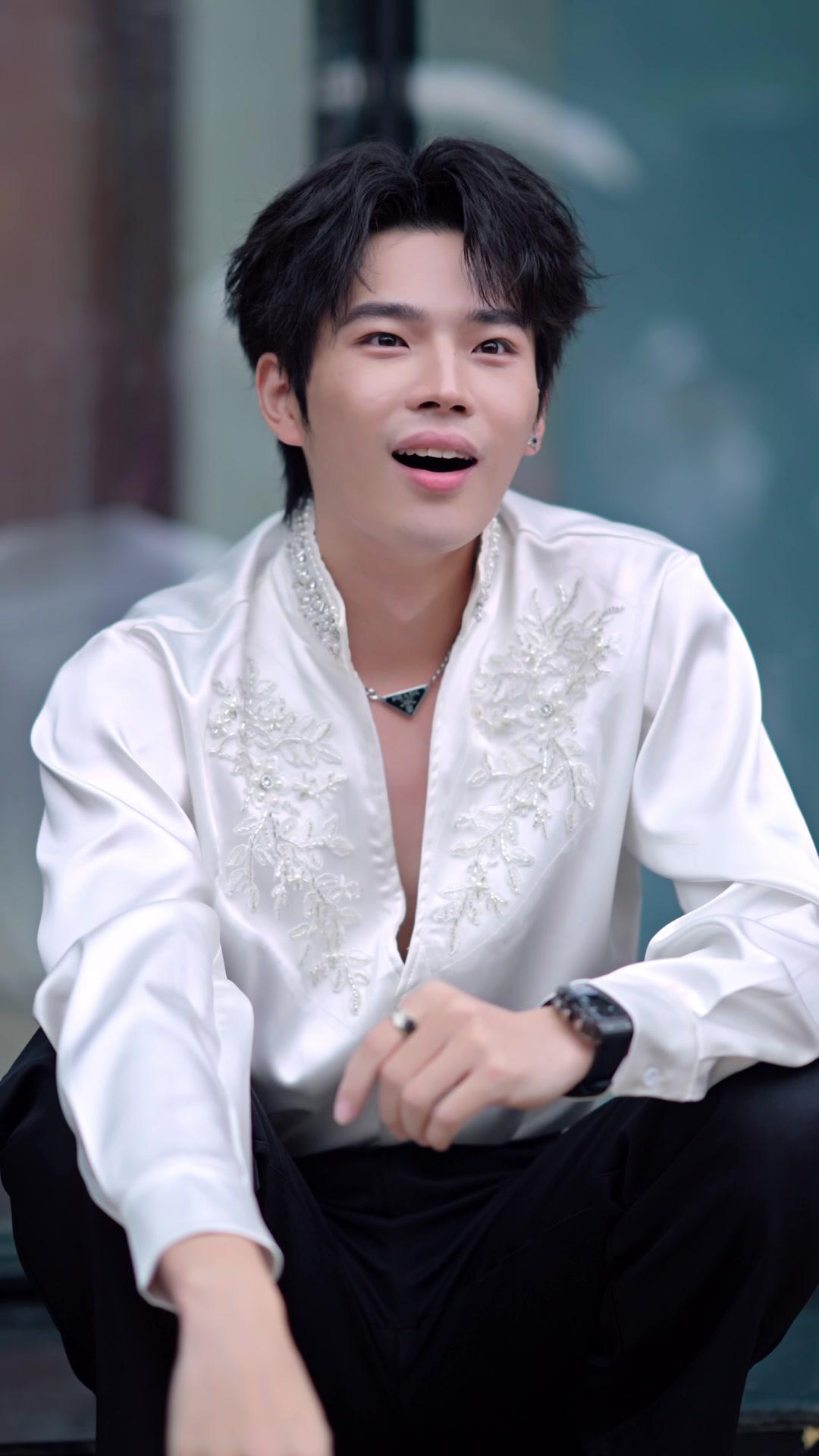 江少，夫人她超能打