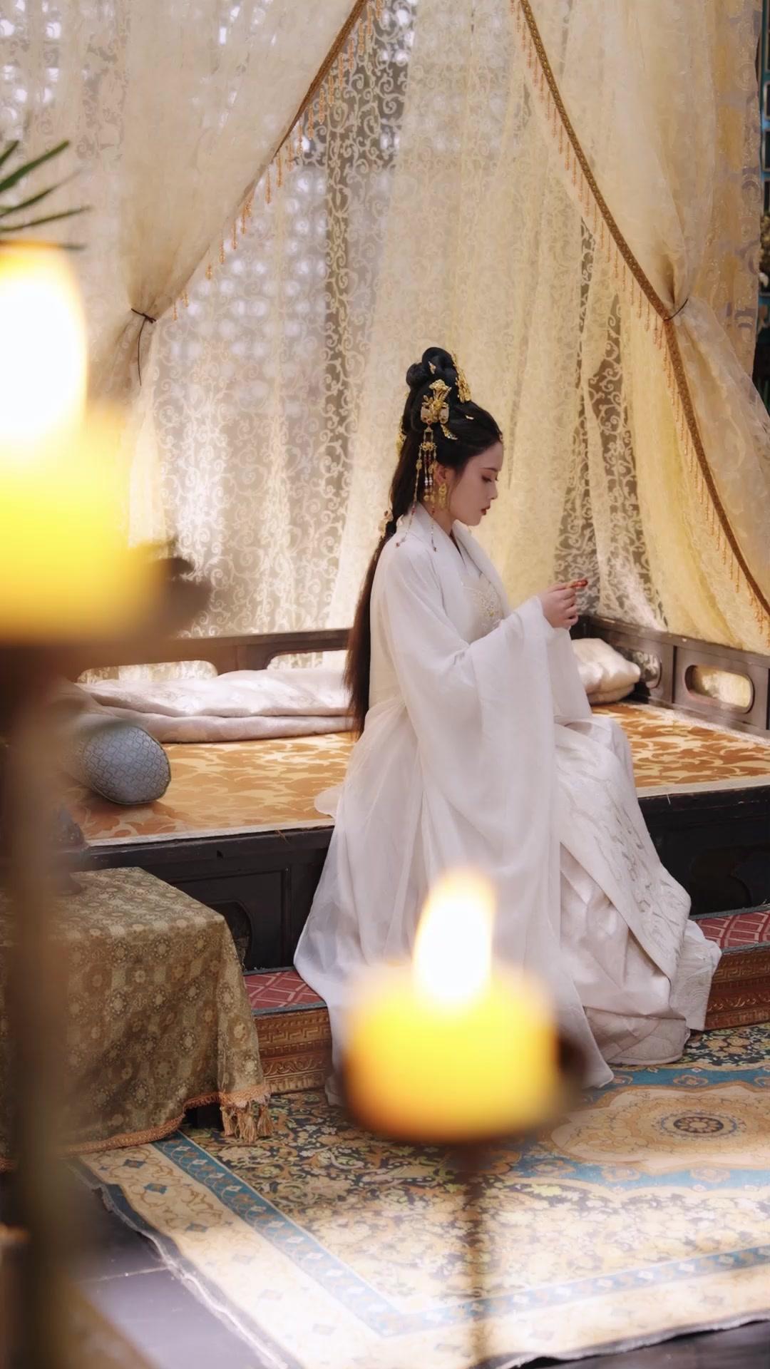 深宮棋局誰為子