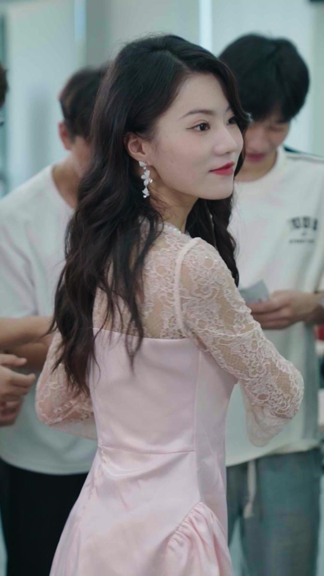 Putri Sah Robek Anak Haram Ayahnya