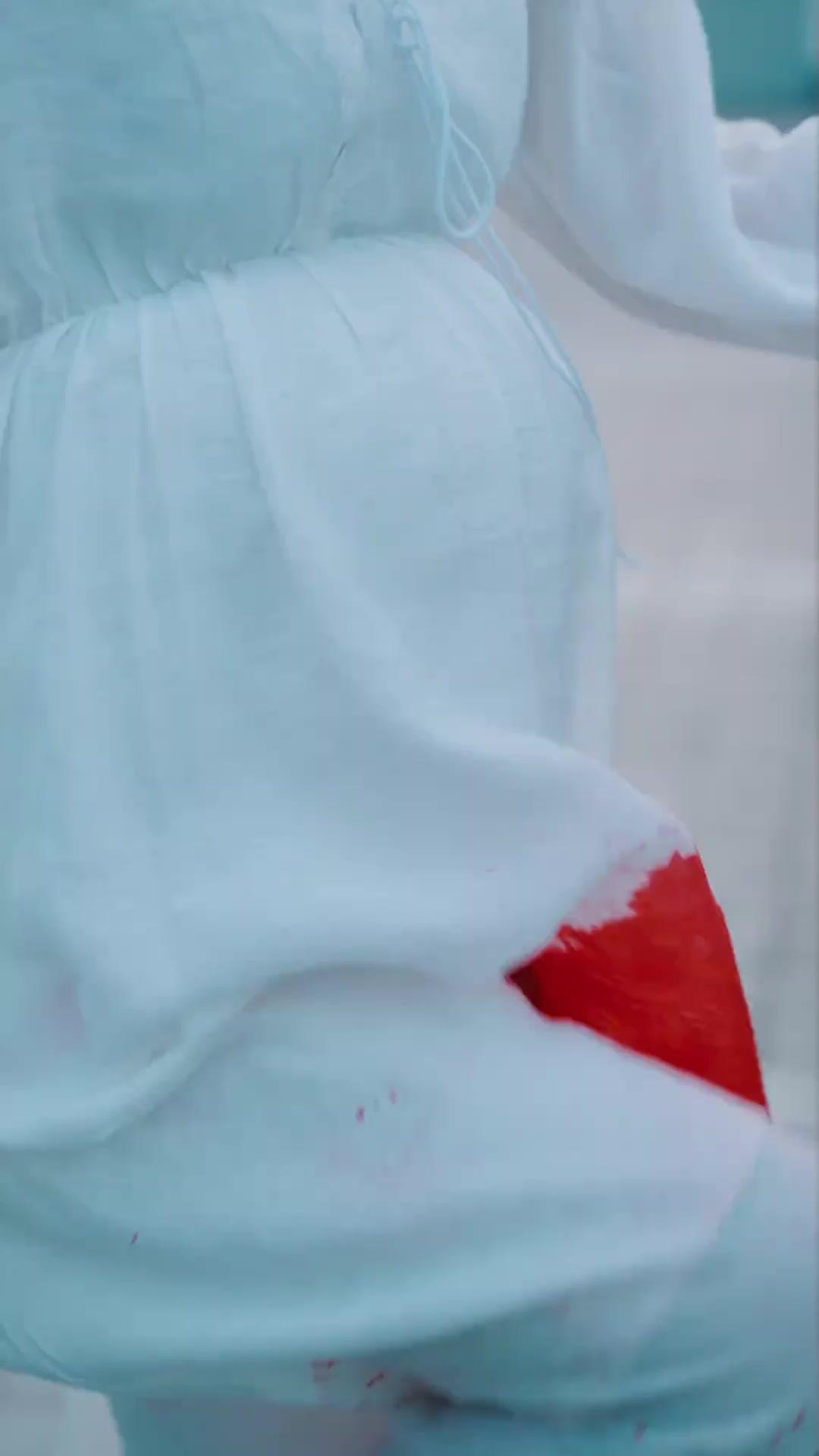 لا يخذل إلا الحب الصادق