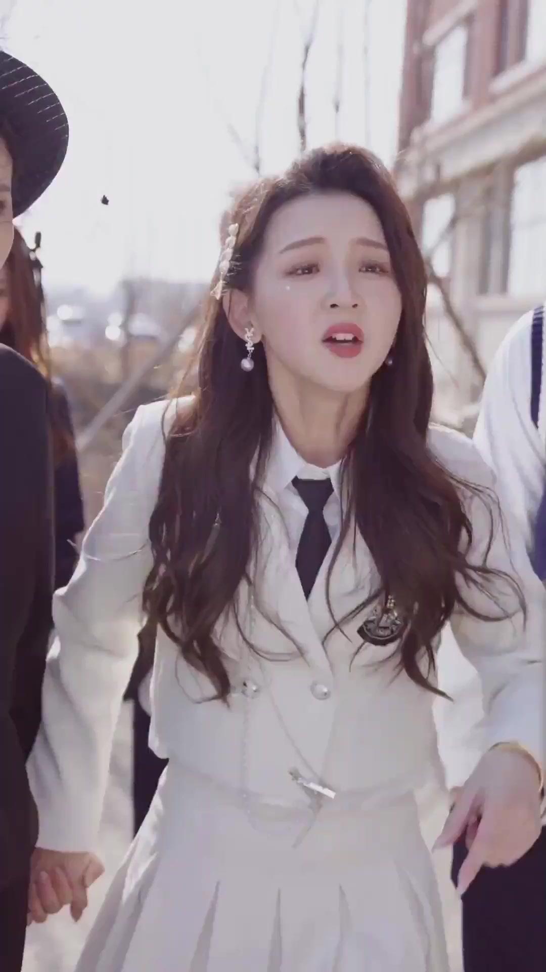 (พากย์เสียง) พระนางหล่อสวย