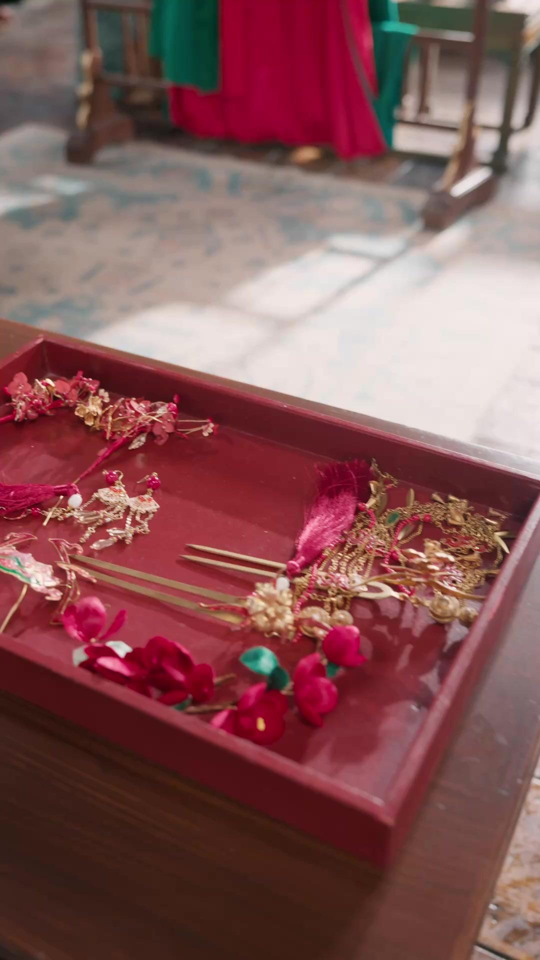 Scoppia il Caos a Corte