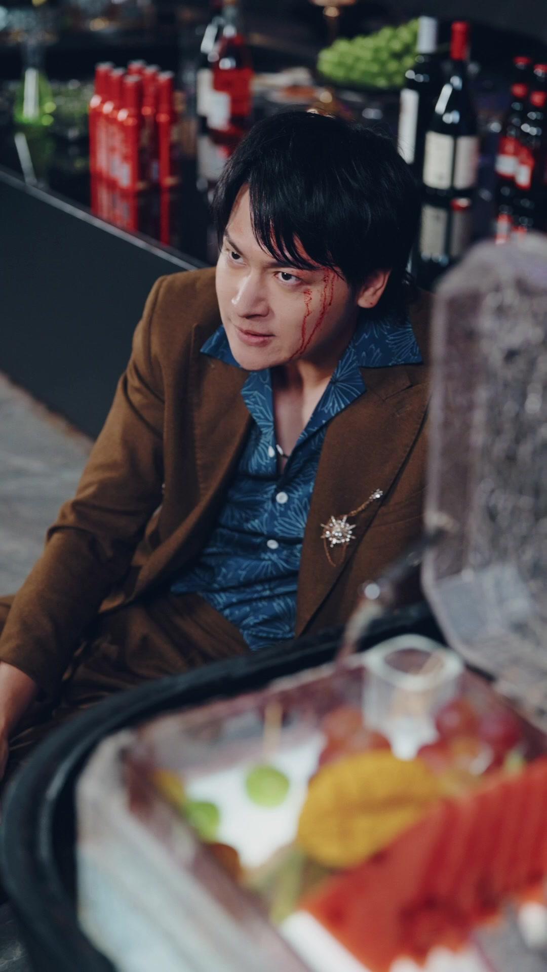 LE MAÎTRE DESCEND : JAMAIS GENDRE SOUMIS