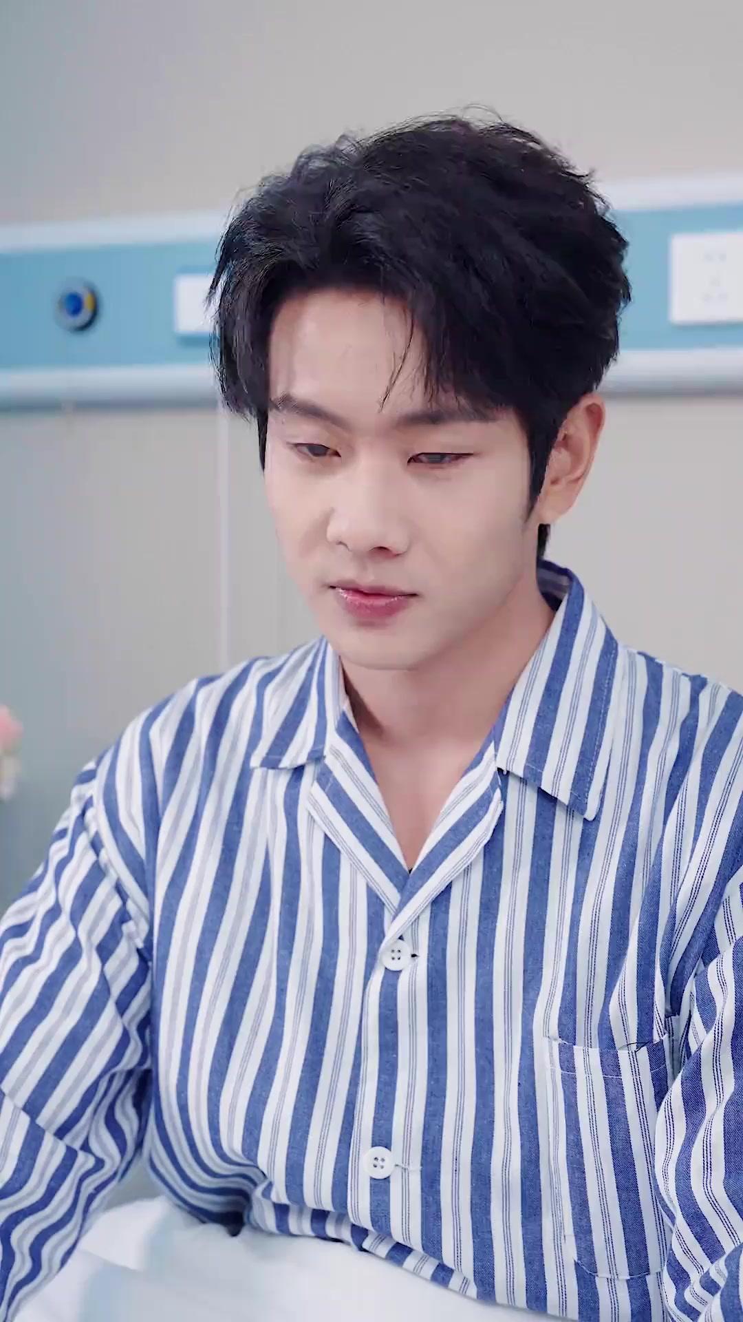 Frenemy Lovers, Secret Baby