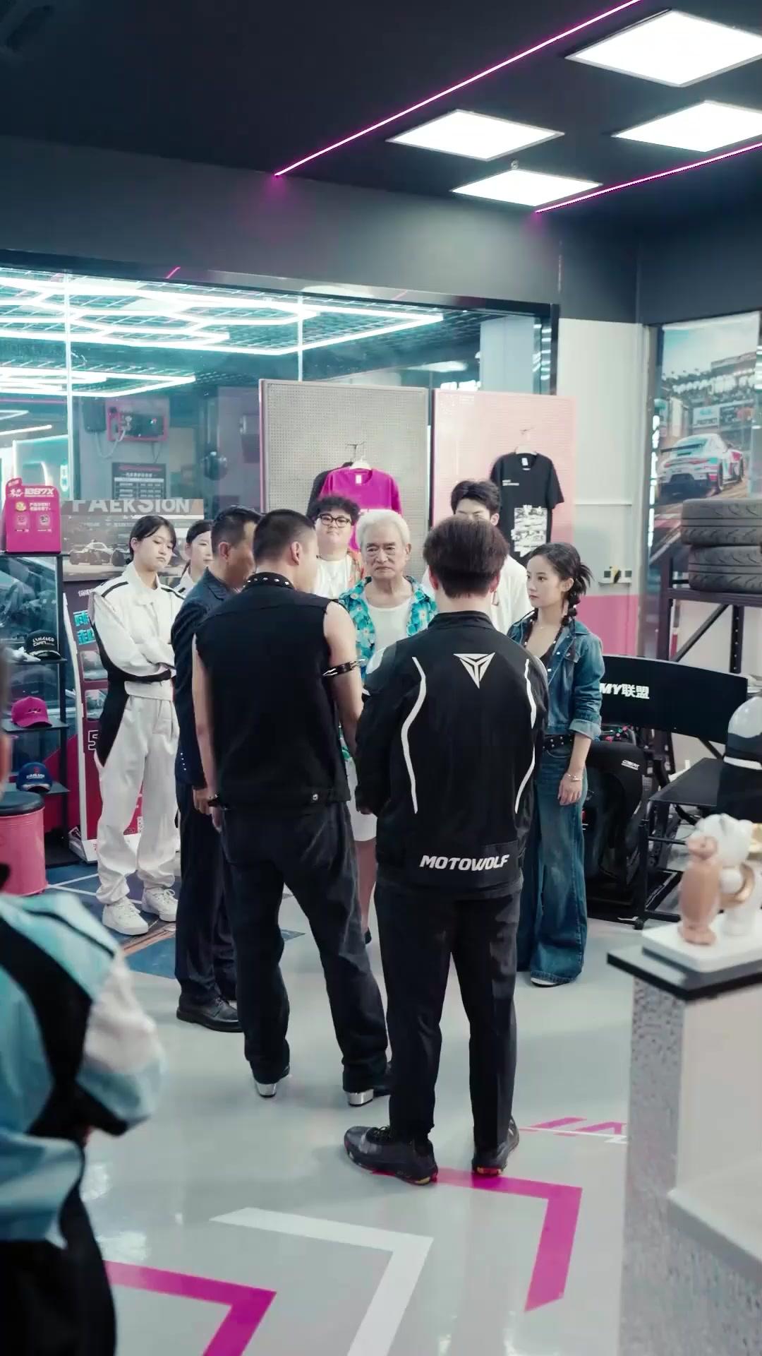 (Dubbed)Drift King: Rise of the Phantom Racer