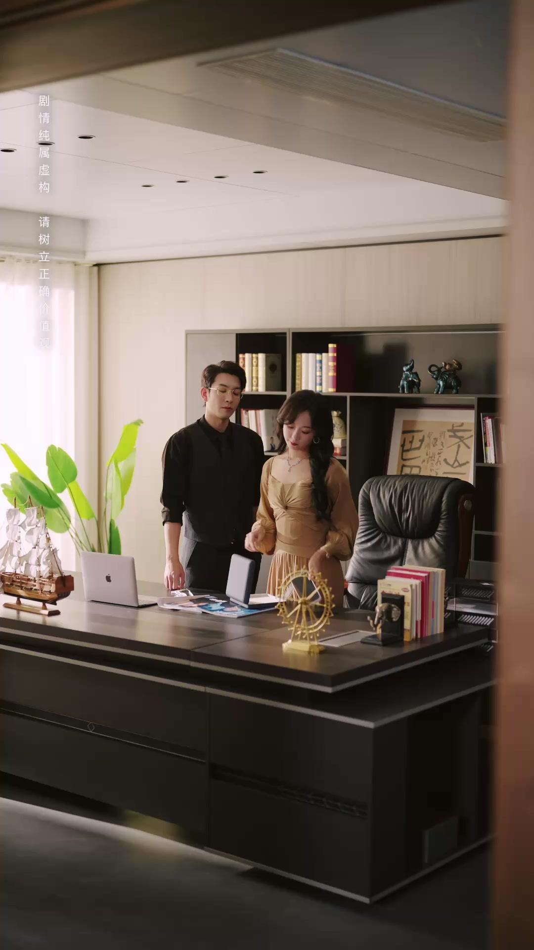 反派家庭改造中，老公兒子請配合