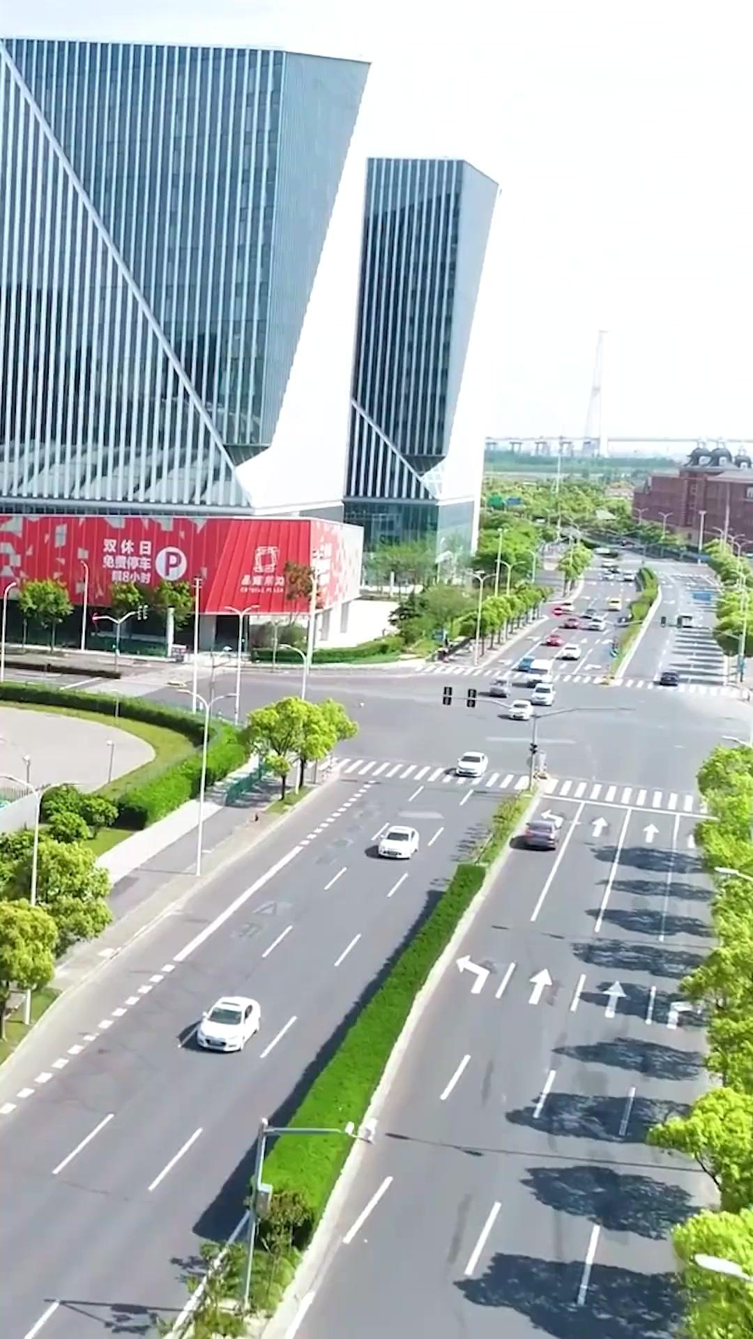 Manisnya Cinta Tak Sehangat Uang