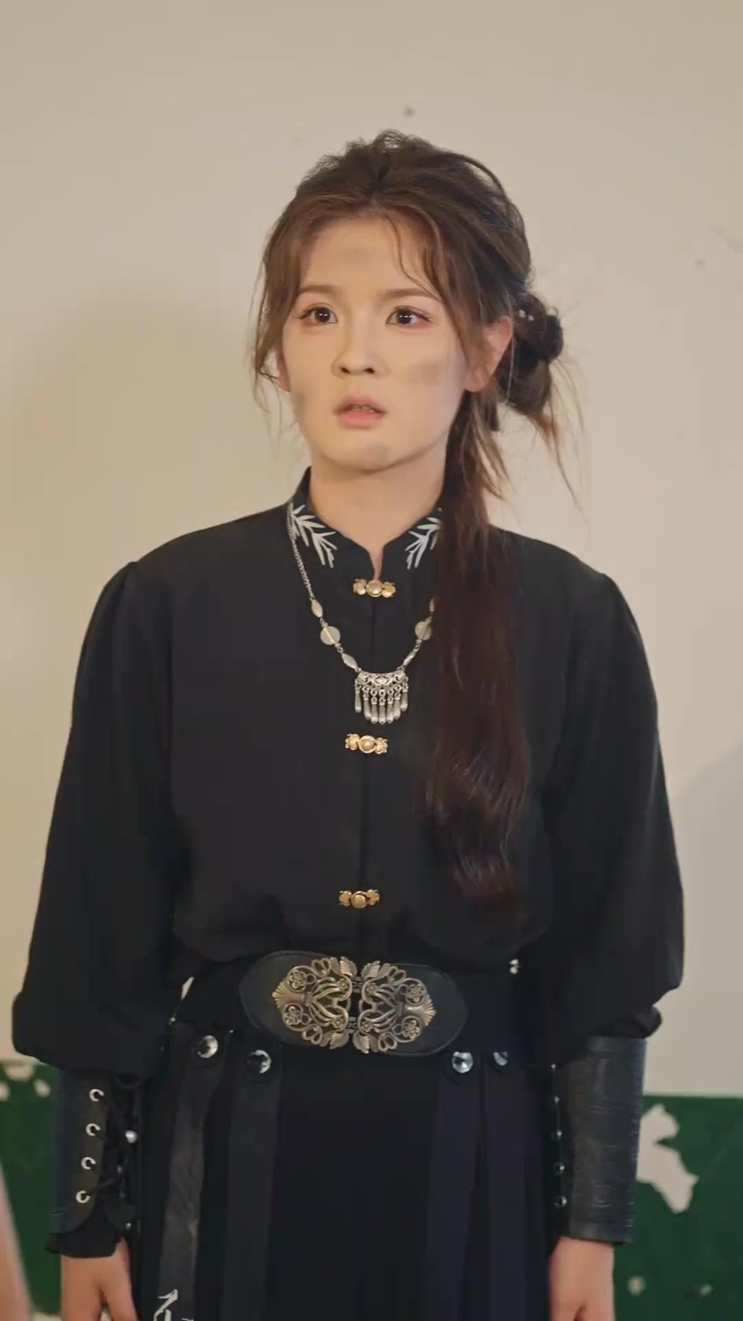 (Sulih suara)Tukang Sapu,Penguasa Arena