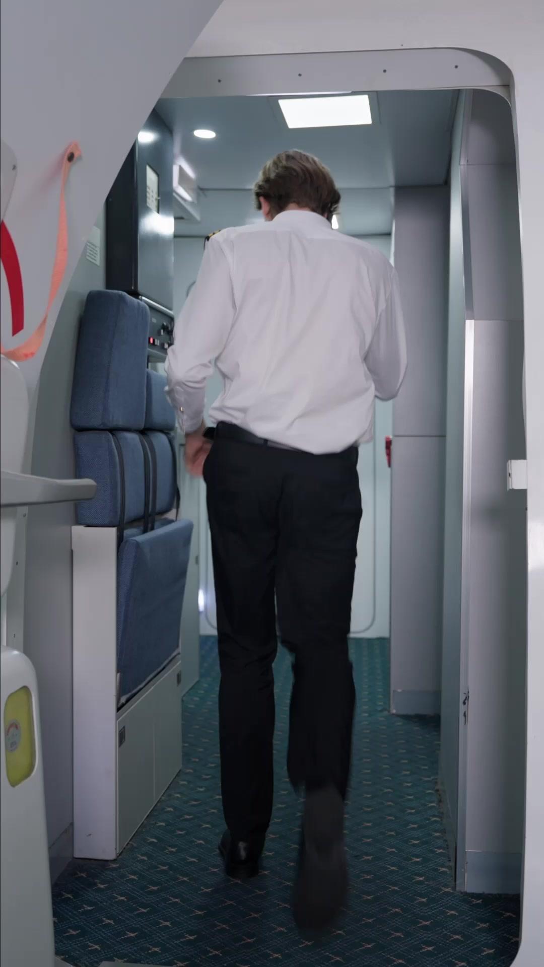 Herdeira vs Impostora no Jato Privado