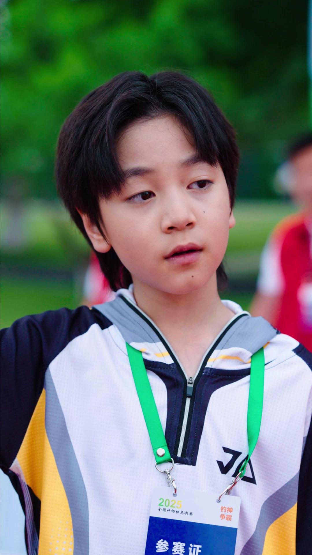 JE NE SUIS PAS LE DIEU DE LA PECHE