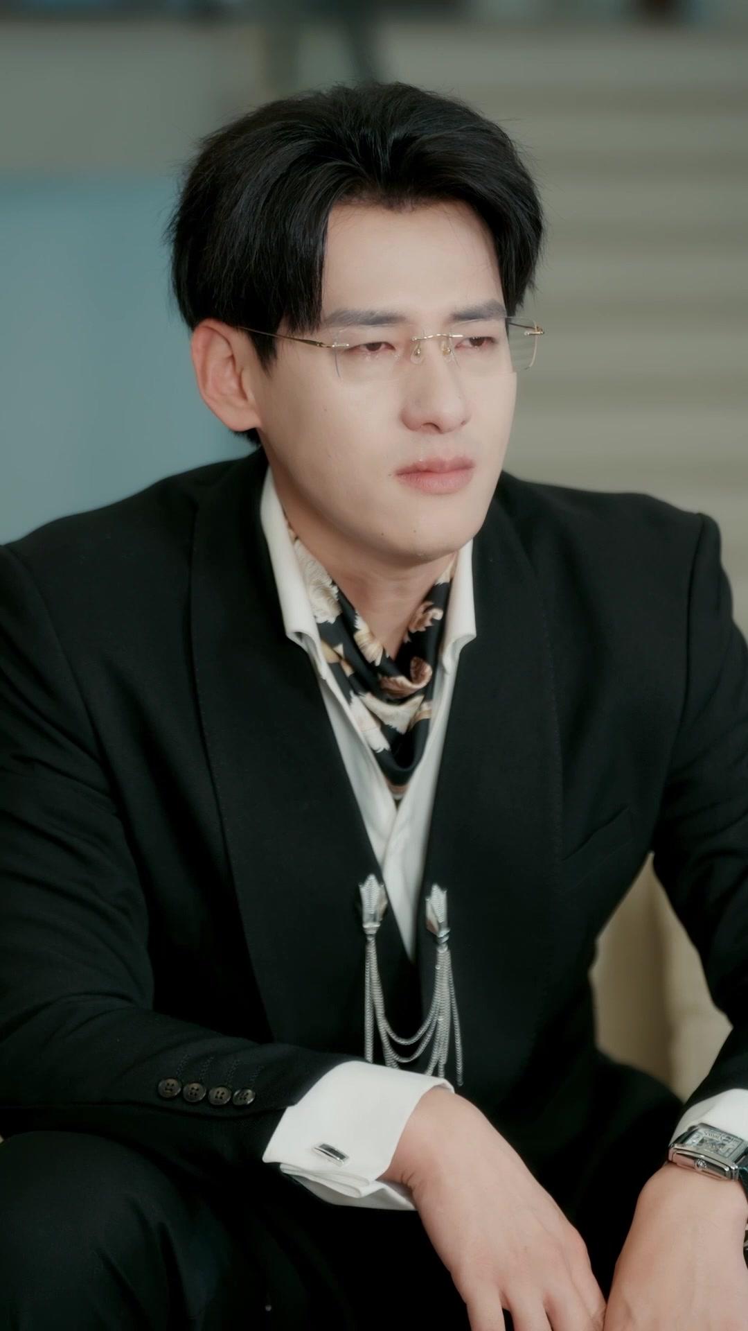 (Sulih suara)Para kakak yang sedih karena kepergianku