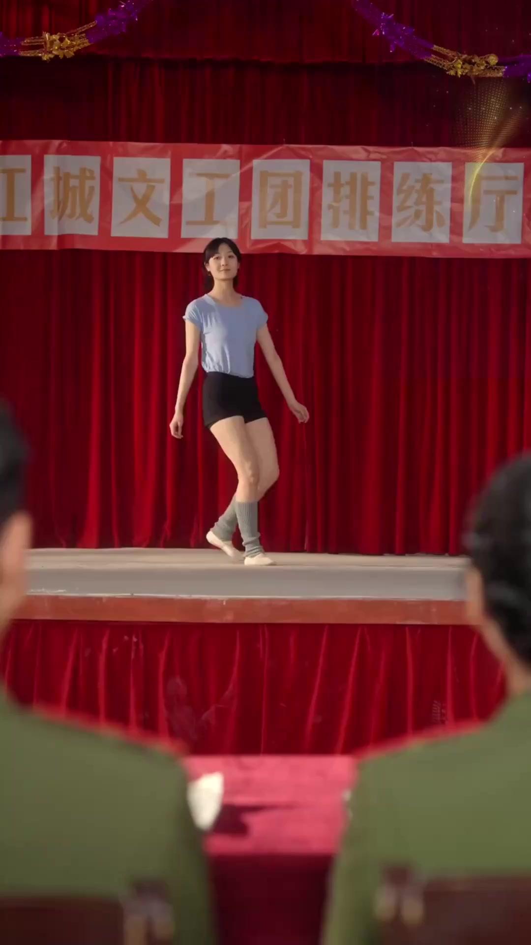 สามีแปดศูนย์ ผู้ชายแสนใสซื่อ