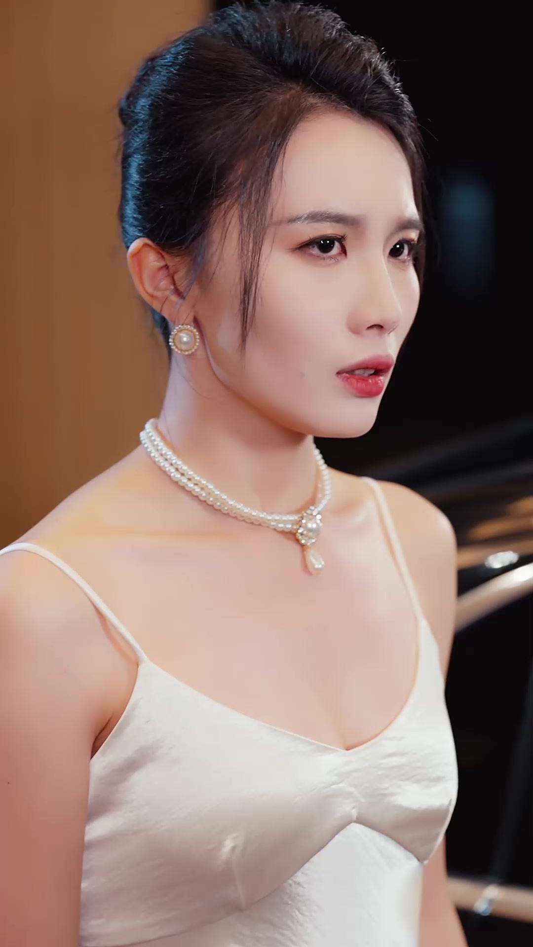 Llegó en la oscuridad