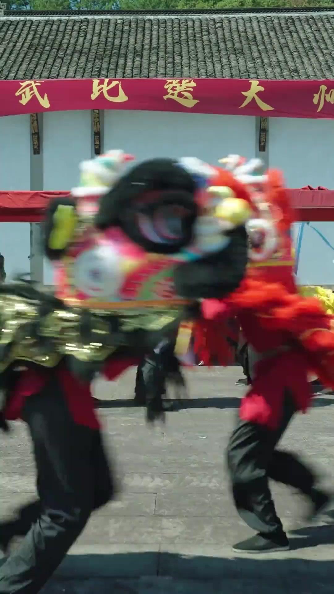 ทารกชี้ชะตายุทธภพ 