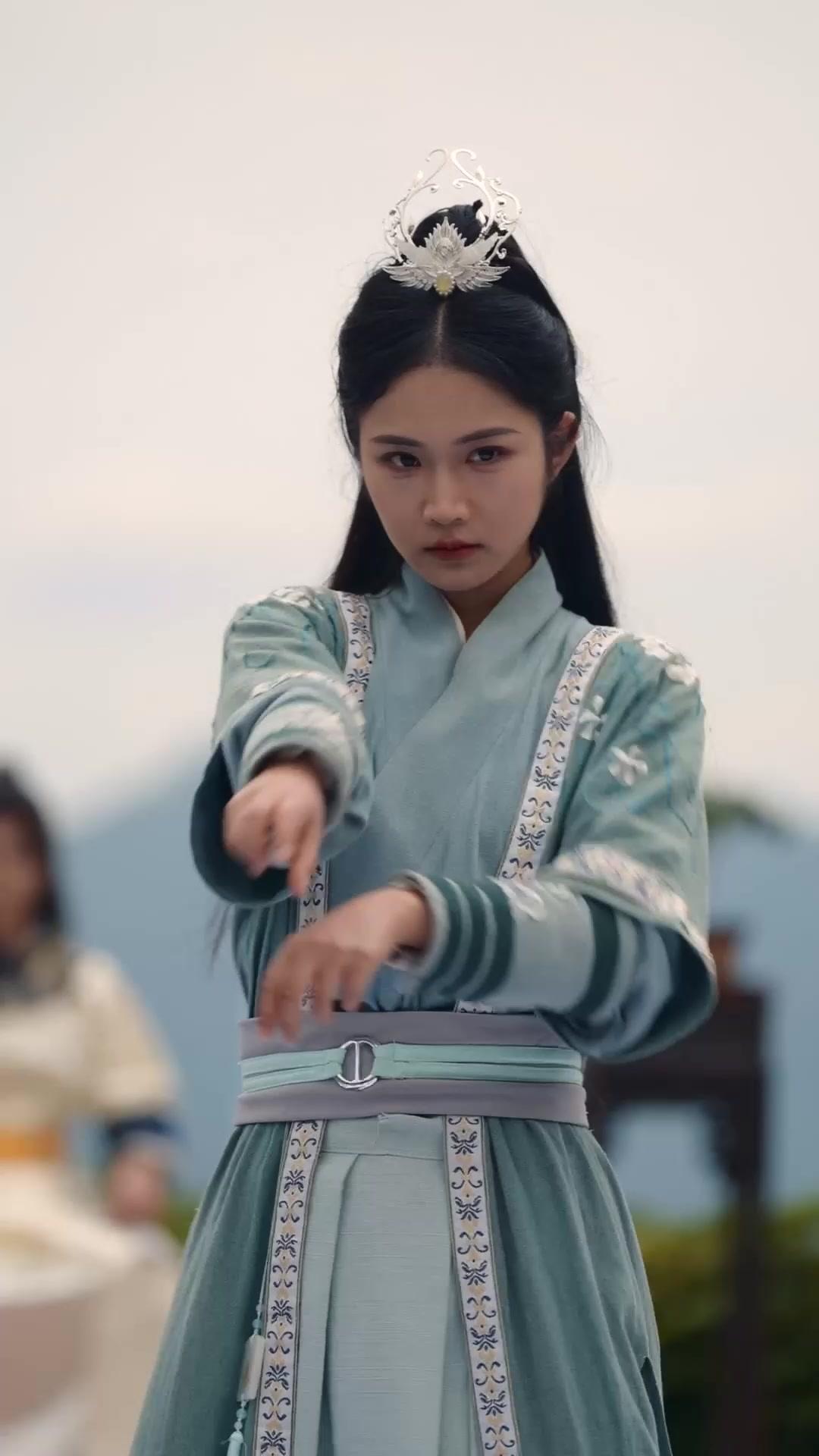 بنت النار والحديد