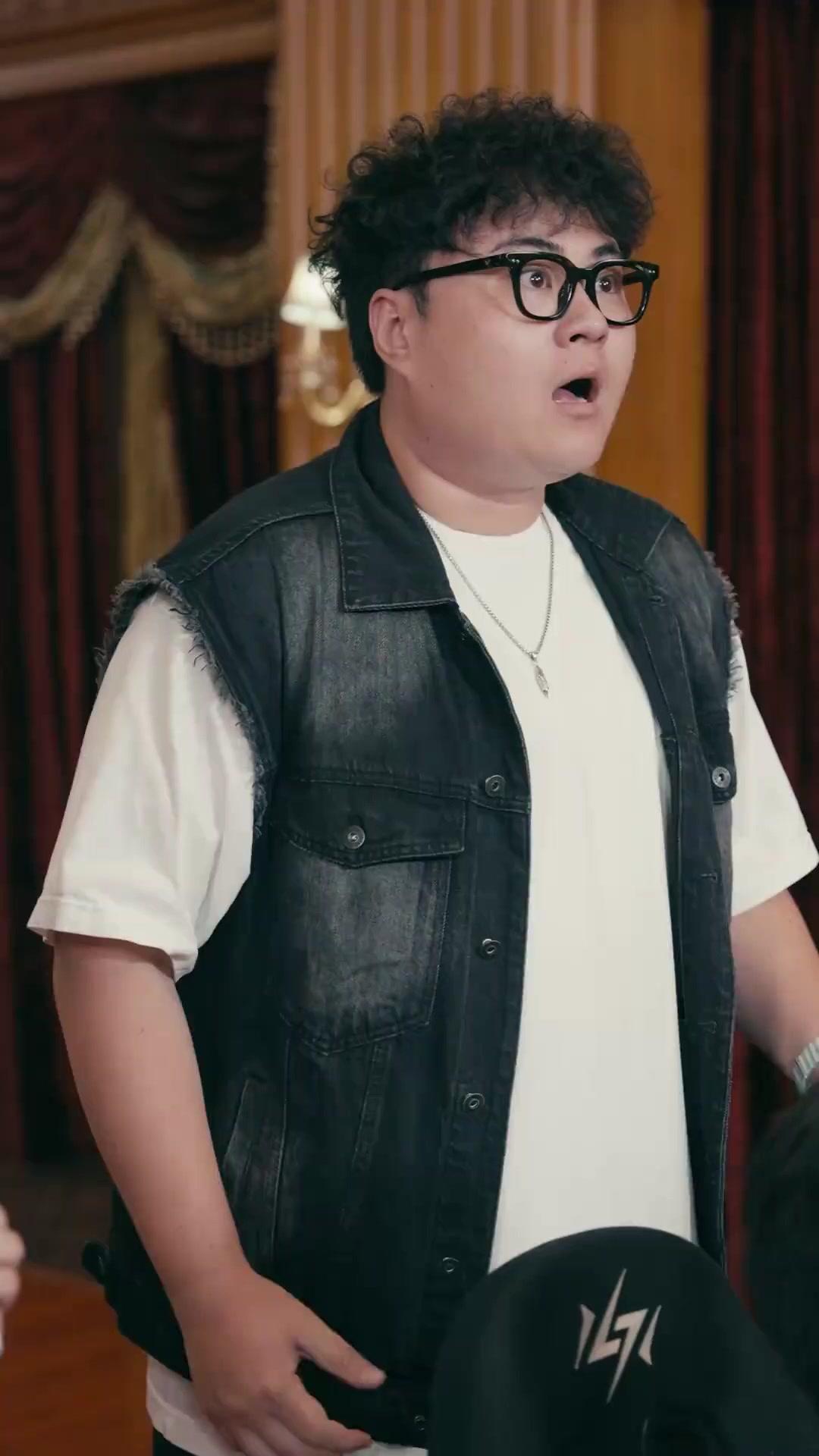 (Doblado)Derrapando con el mecánico