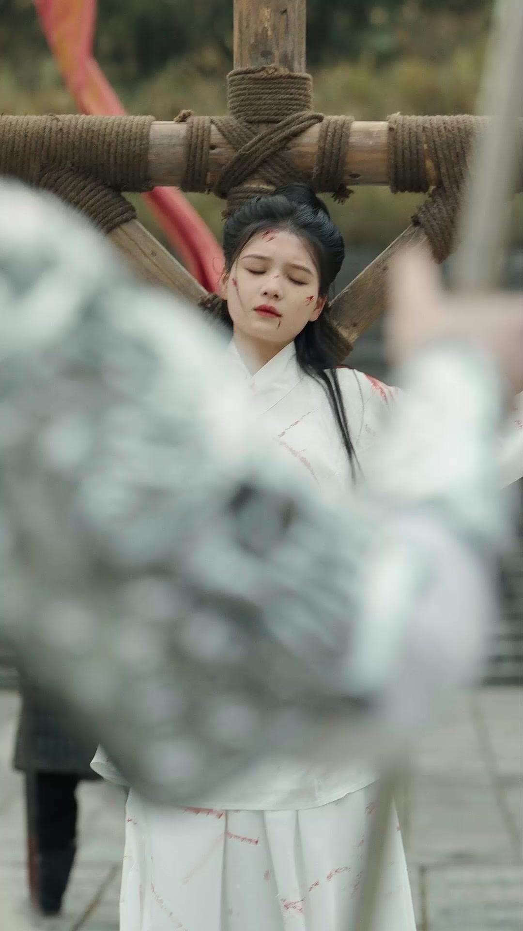 EMBRASSE-MOI JUSQU'À DEMAIN