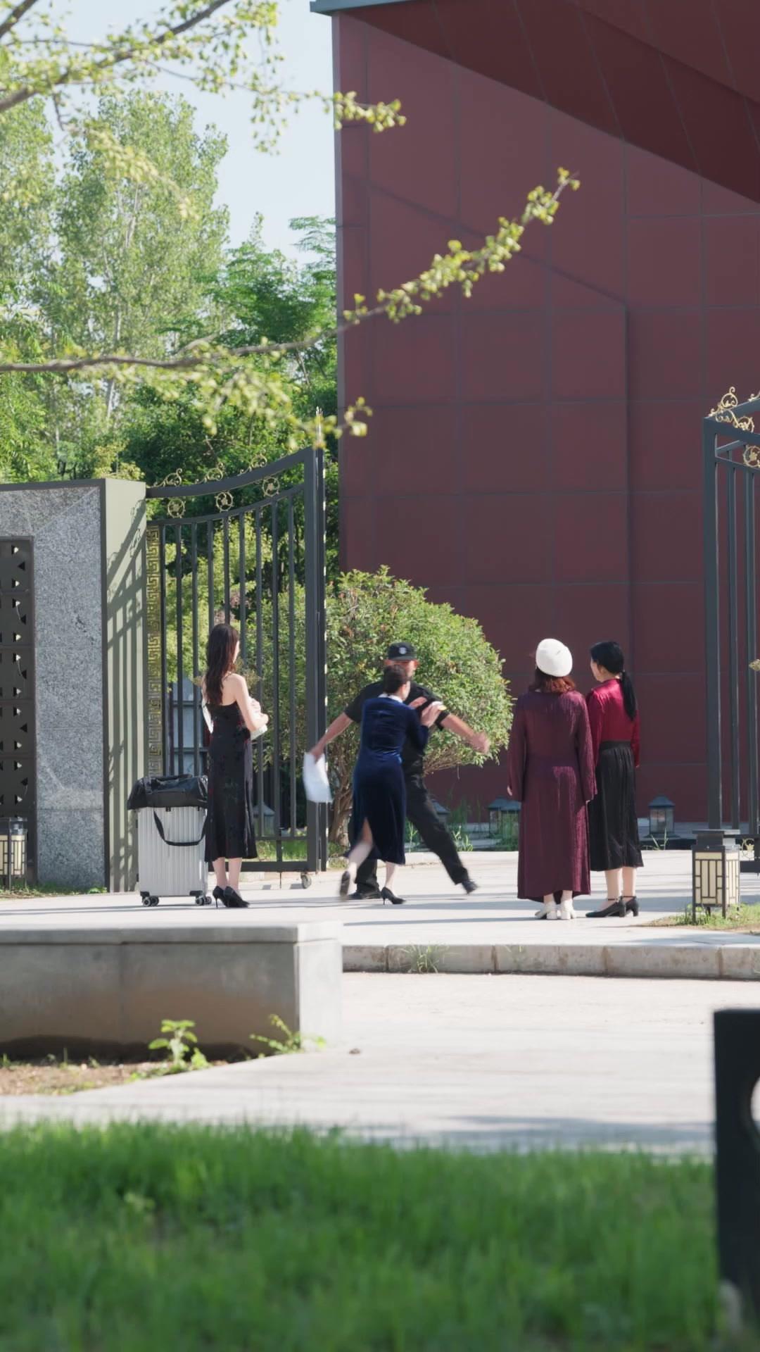 Divorced & Unmasked: The AI Queen Rules.