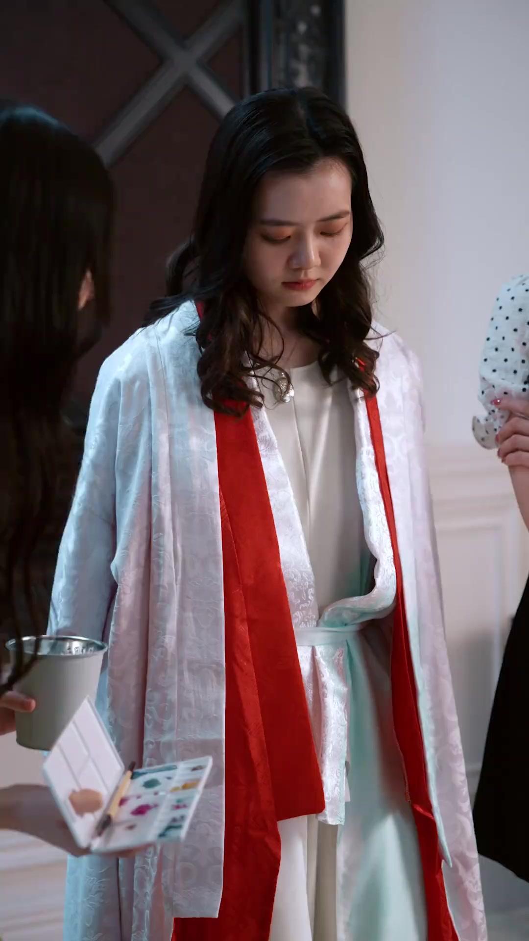 (Dubbed)His Mother? The CEO's mistress?