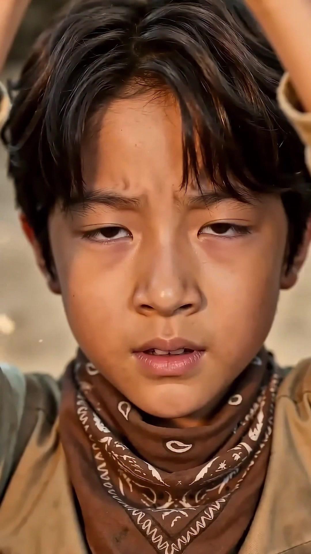 7-Year-Old Sees It All!