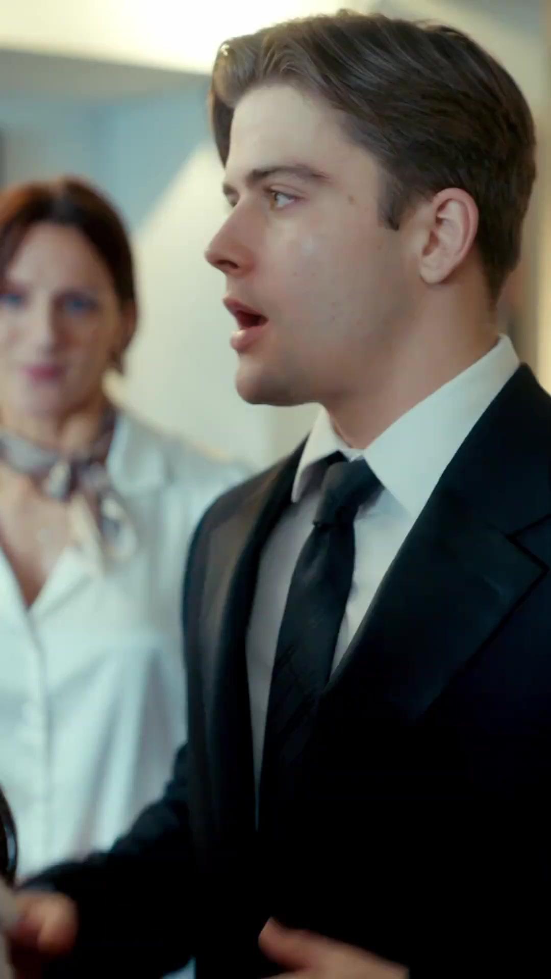 (Dublagem)O Príncipe Encantado Está Aqui