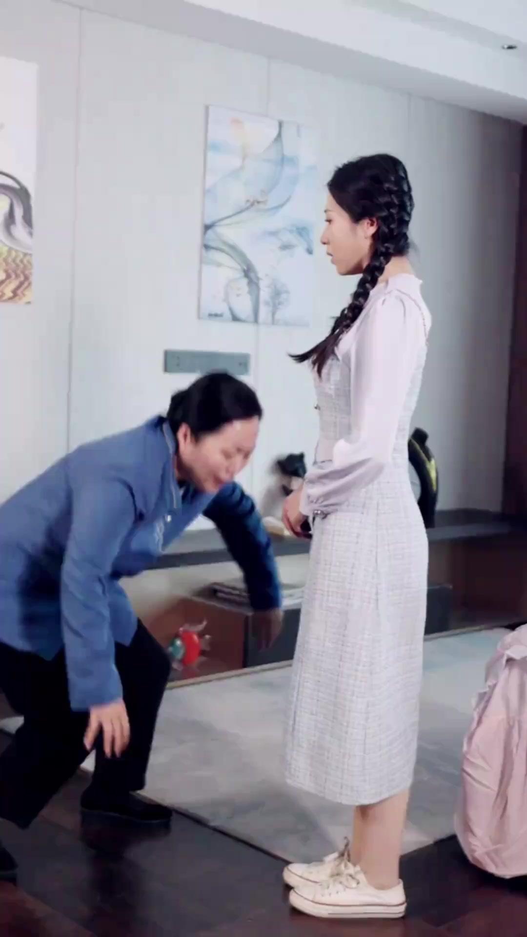 คุณหนูไร้มารยาท กลับมาแล้วจ้า