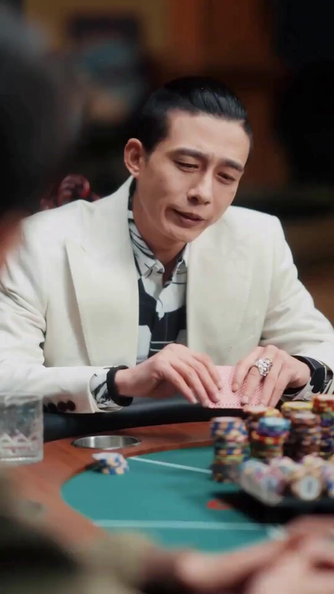 (Dublajlı) Sessiz Kralın Oyunu