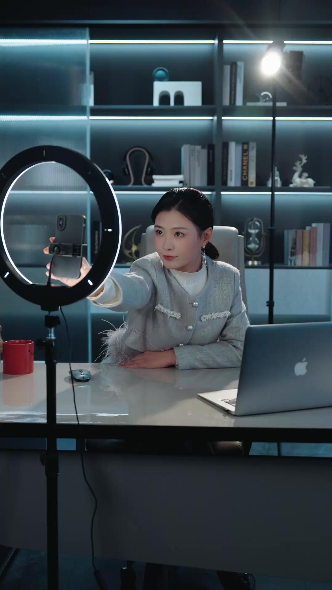 35歲，我與偏見開戰