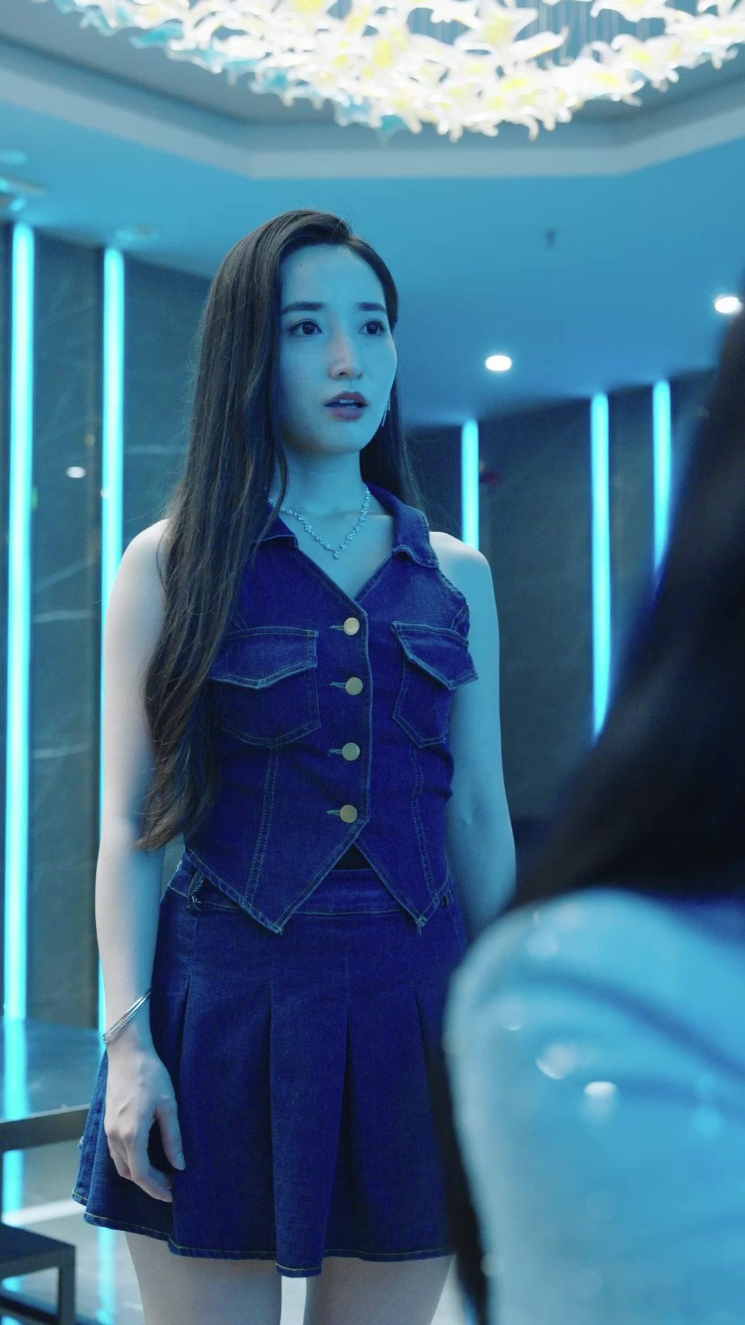 NOUVEAU VISAGE, VIEILLE RANCUNE