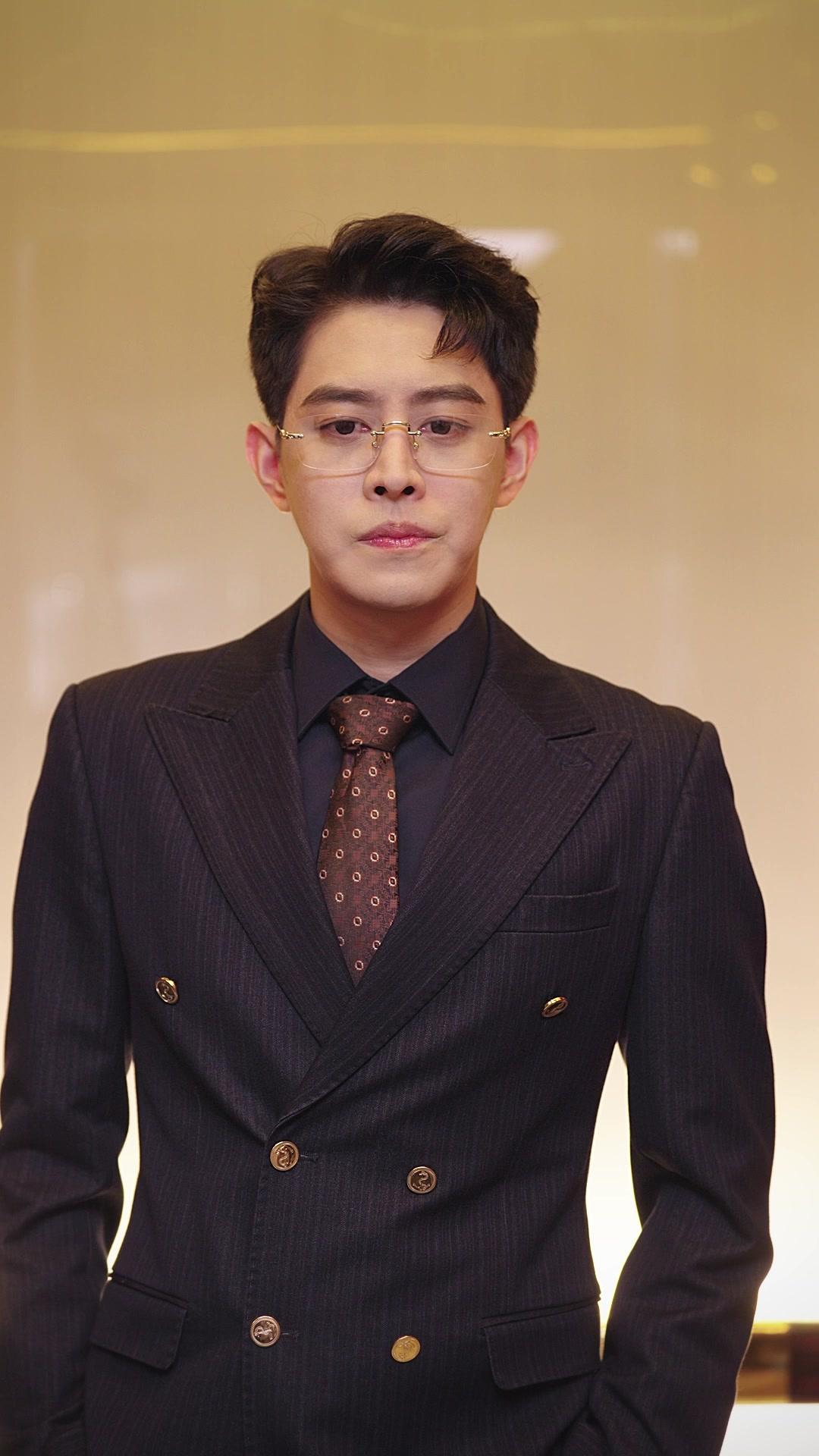 (Doblado)Adorada por mi esposo millonario