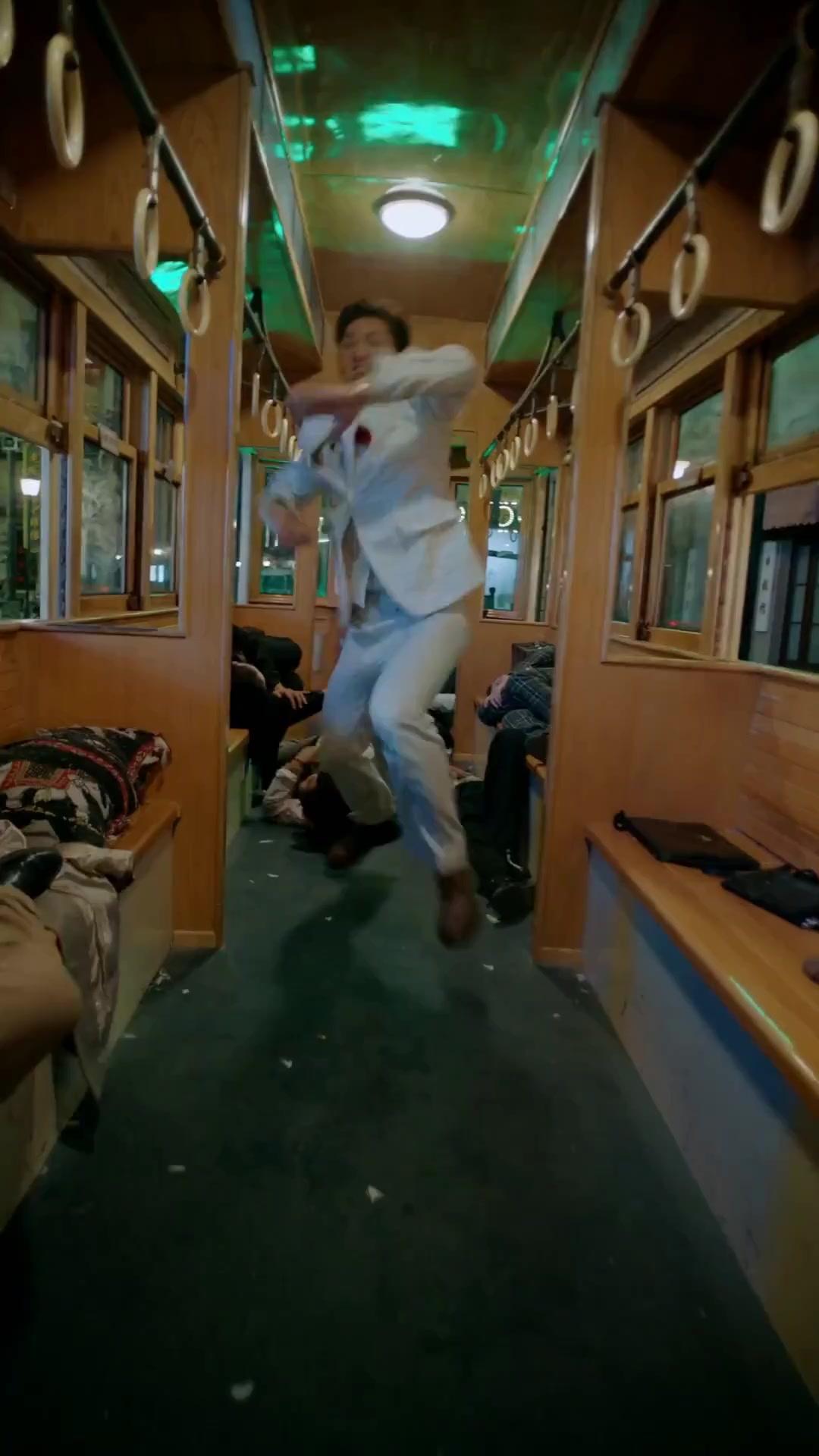 (Dublajlı) Gizli Kahraman