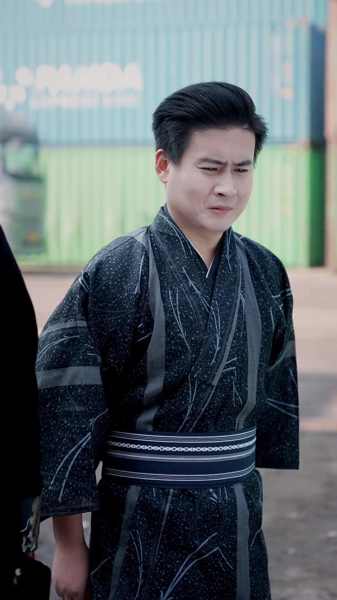 Magic Eyes Make Me King of Containers!