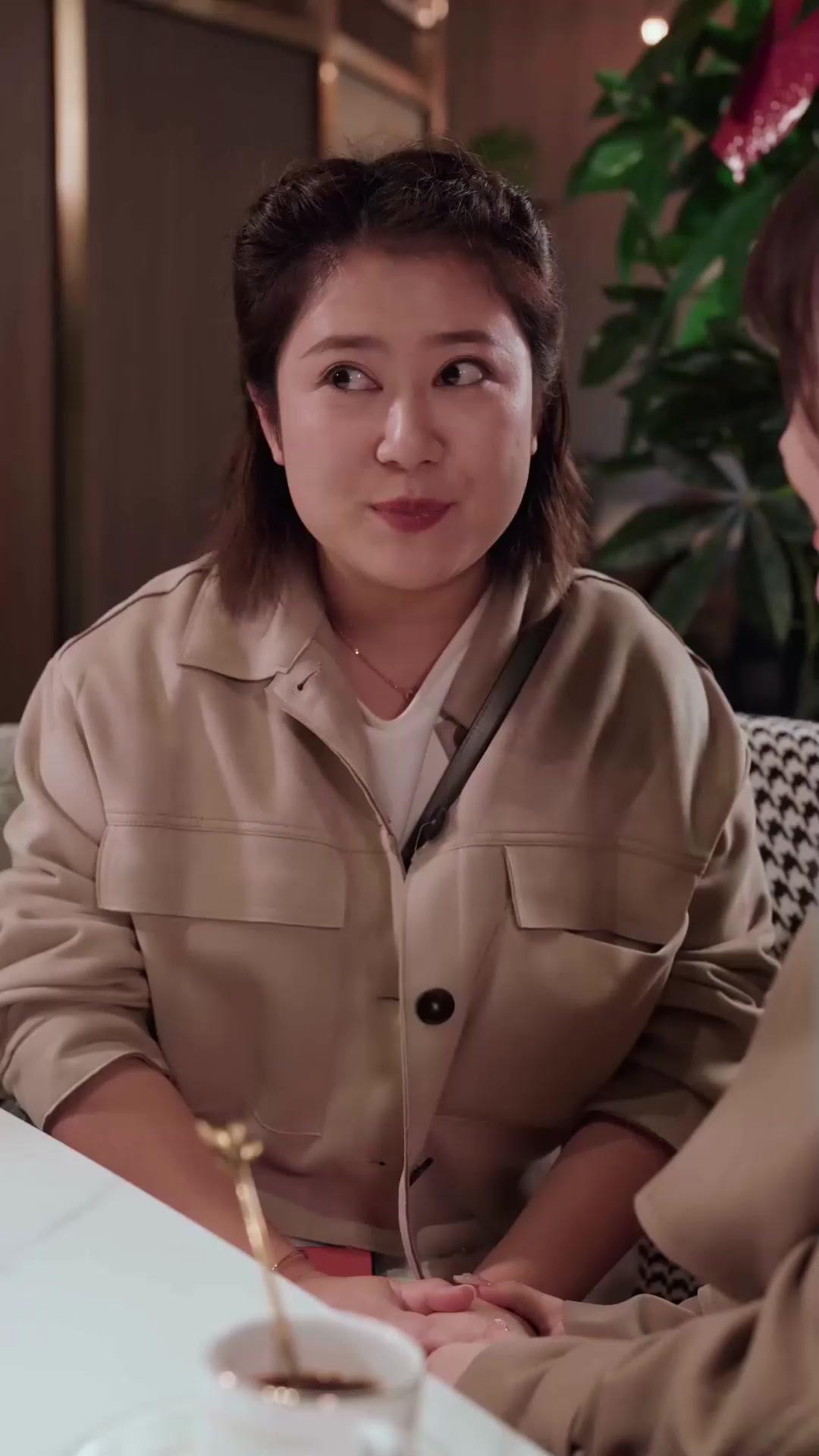 Tras la máscara del amor