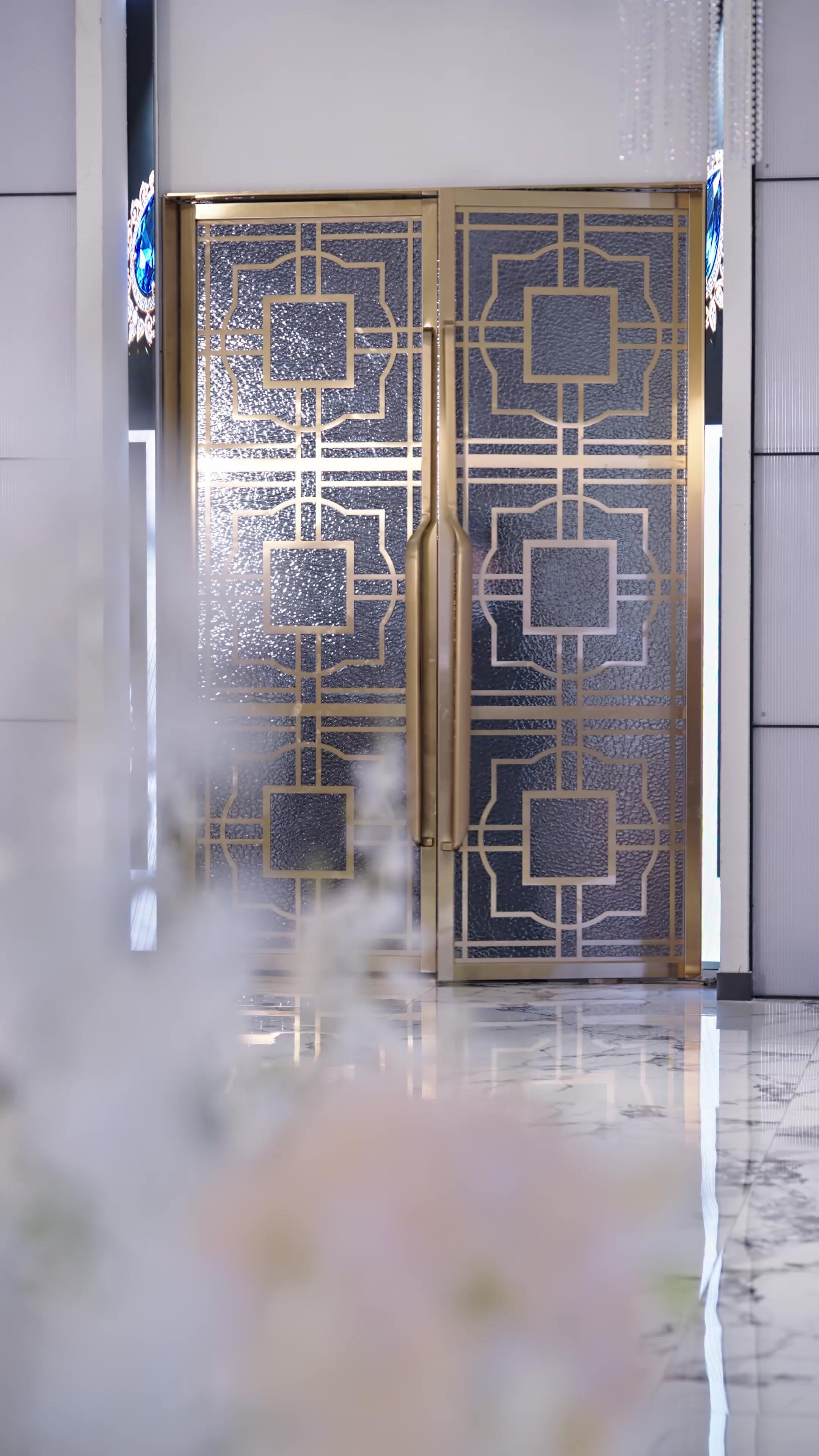 撩到個大佬，他超會撐腰的