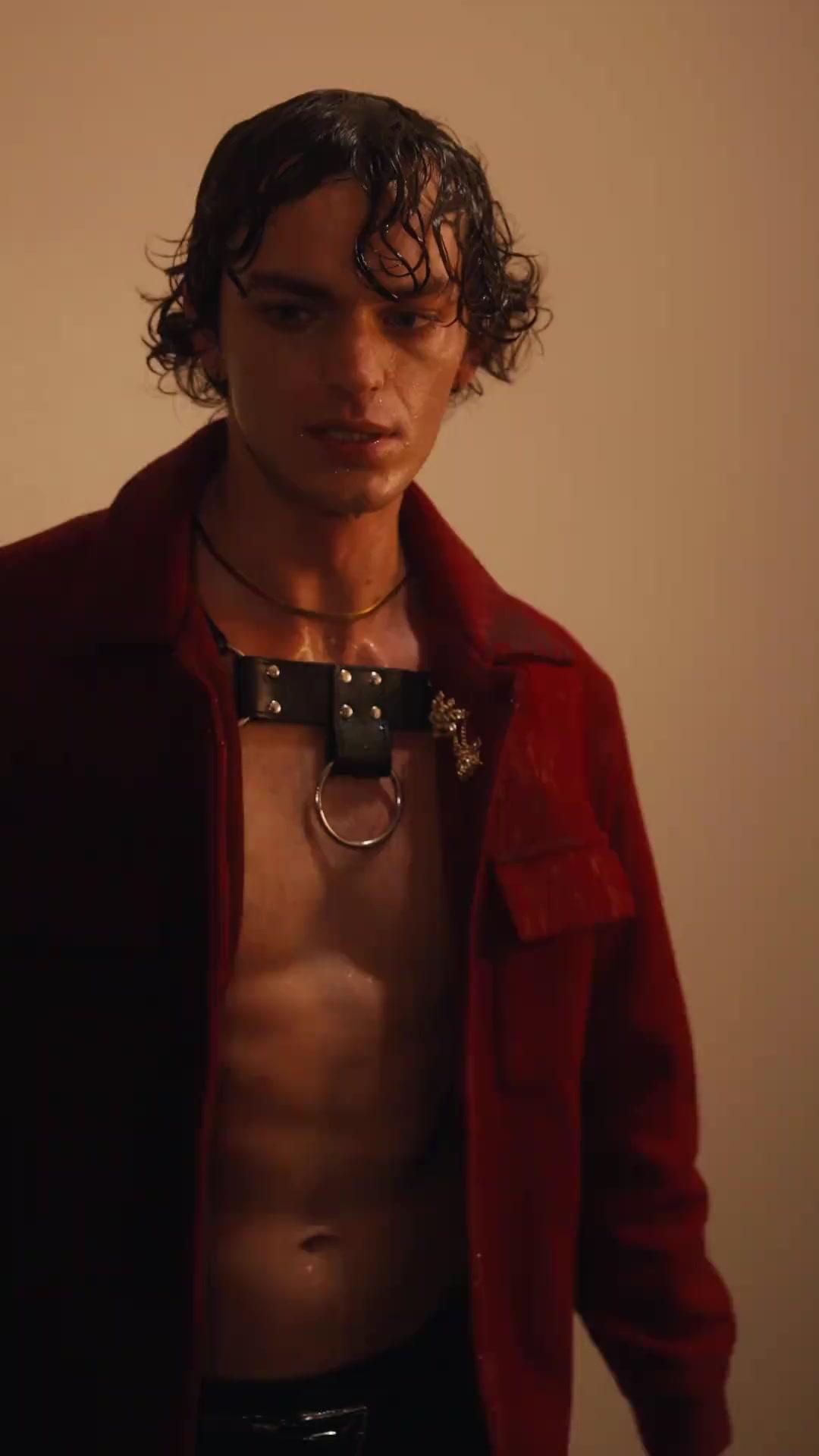 (Doblado)Intercambio de esposos