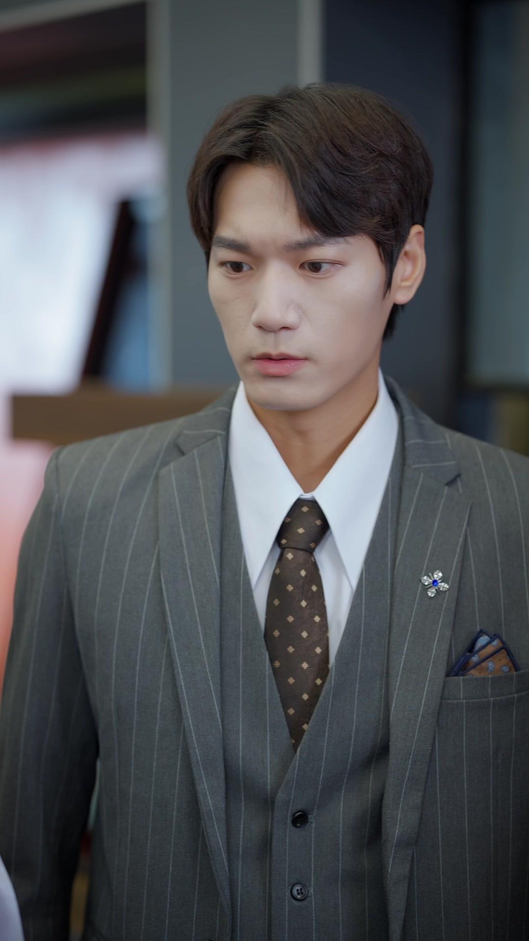 Suami Satpamku Itu Miliarder