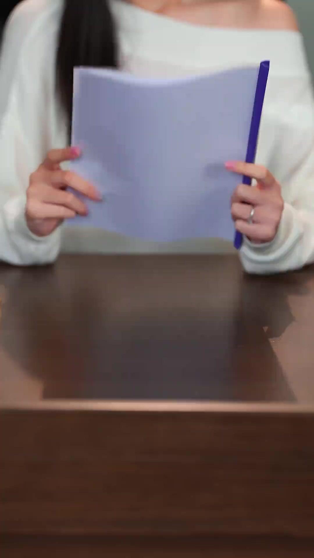 Chồng Mới Hay Ghen