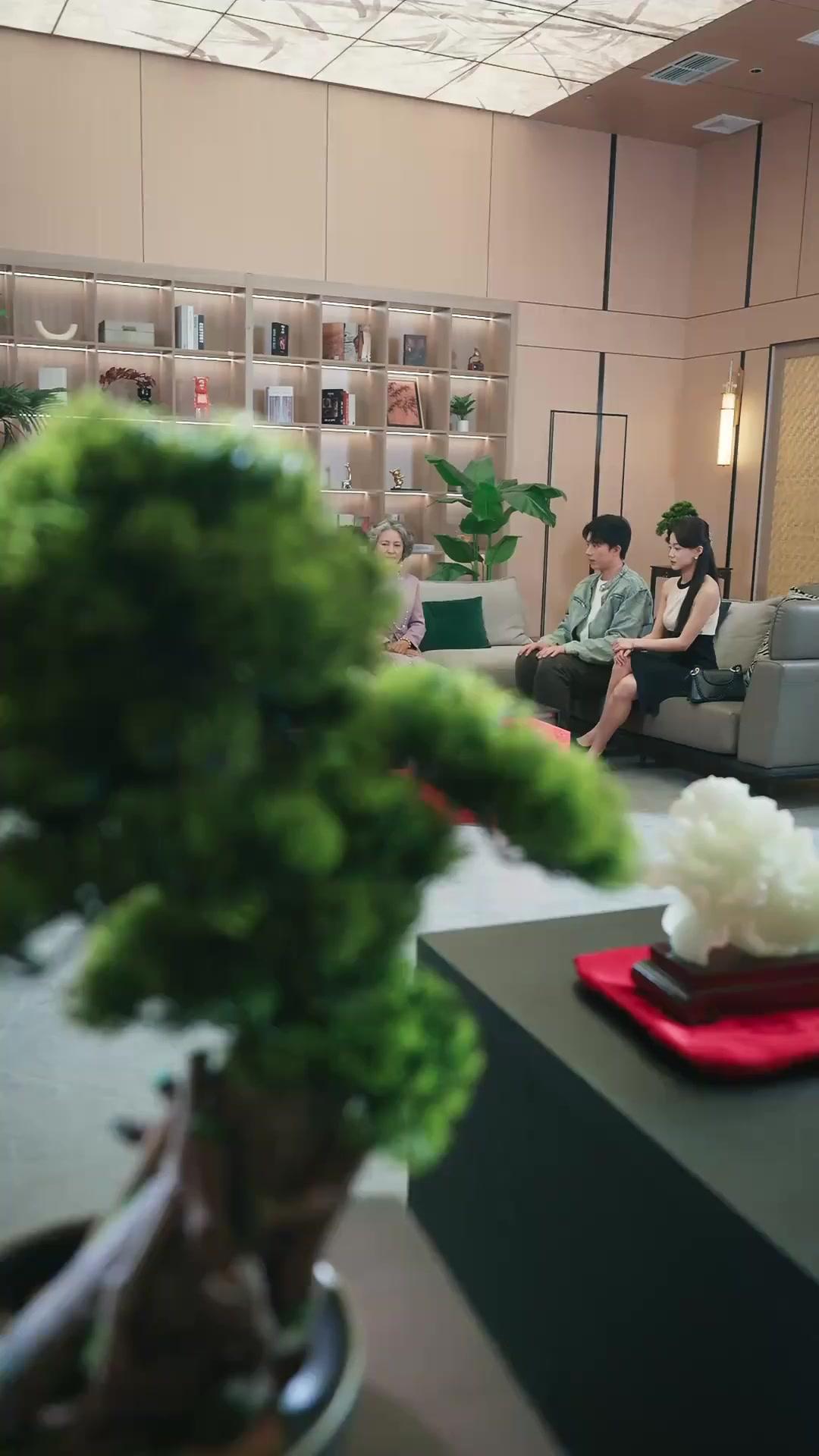 (Dublajlı) Zengin Kız Aşkıma Yapıştı