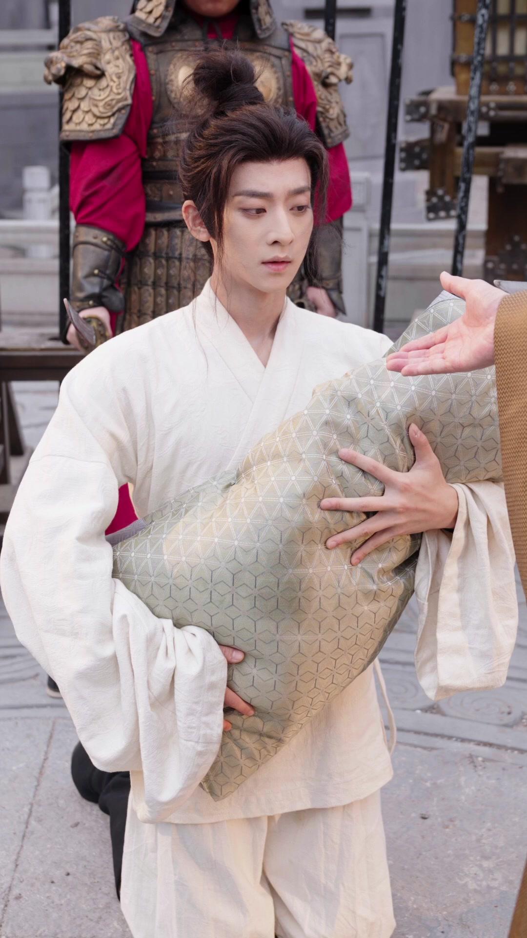 父憑女貴：瑞獸萌寶扶爹當皇帝