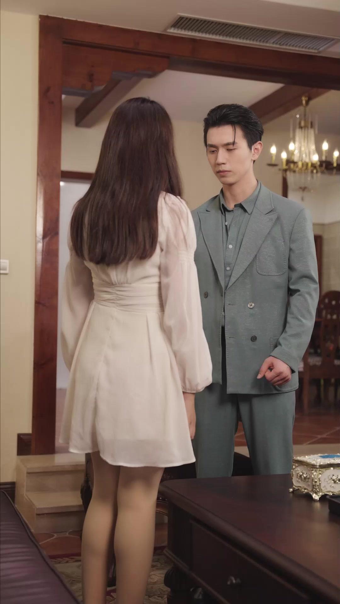 Identitas yang Terbongkar