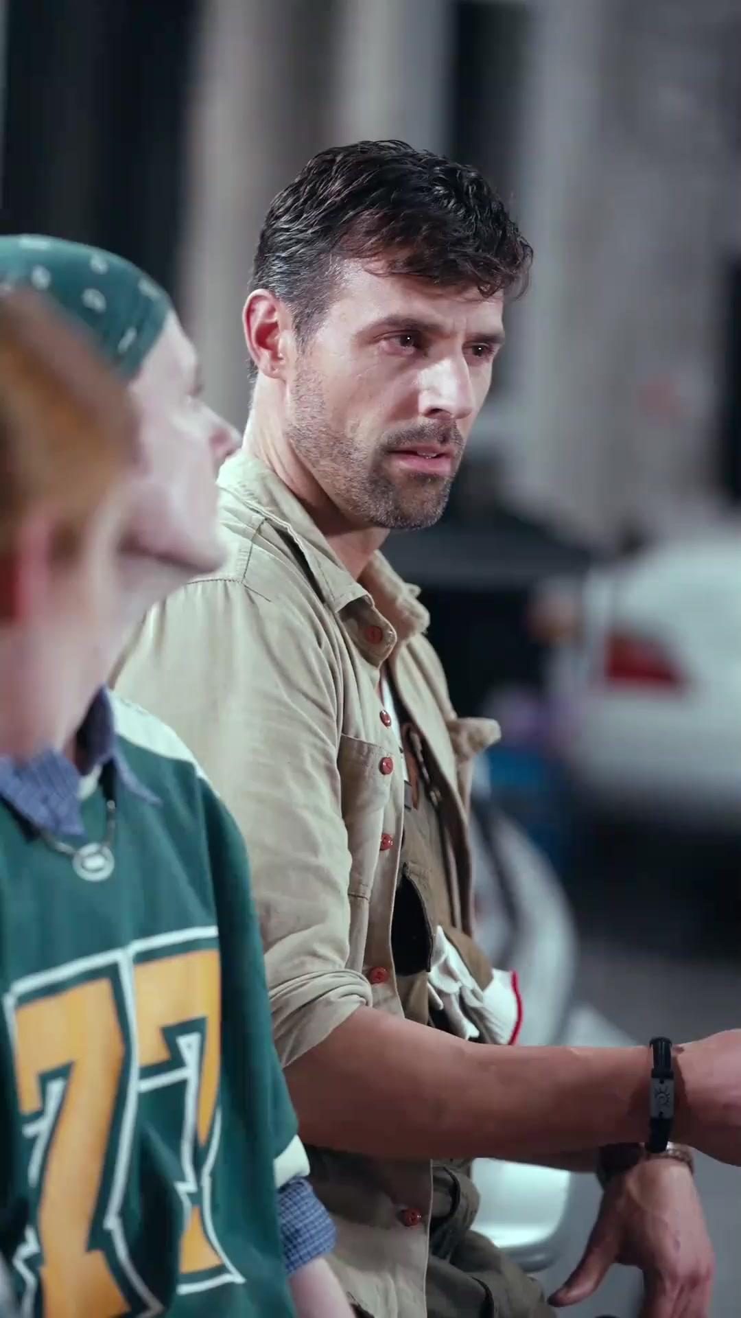 (Doblado) El dios de la velocida