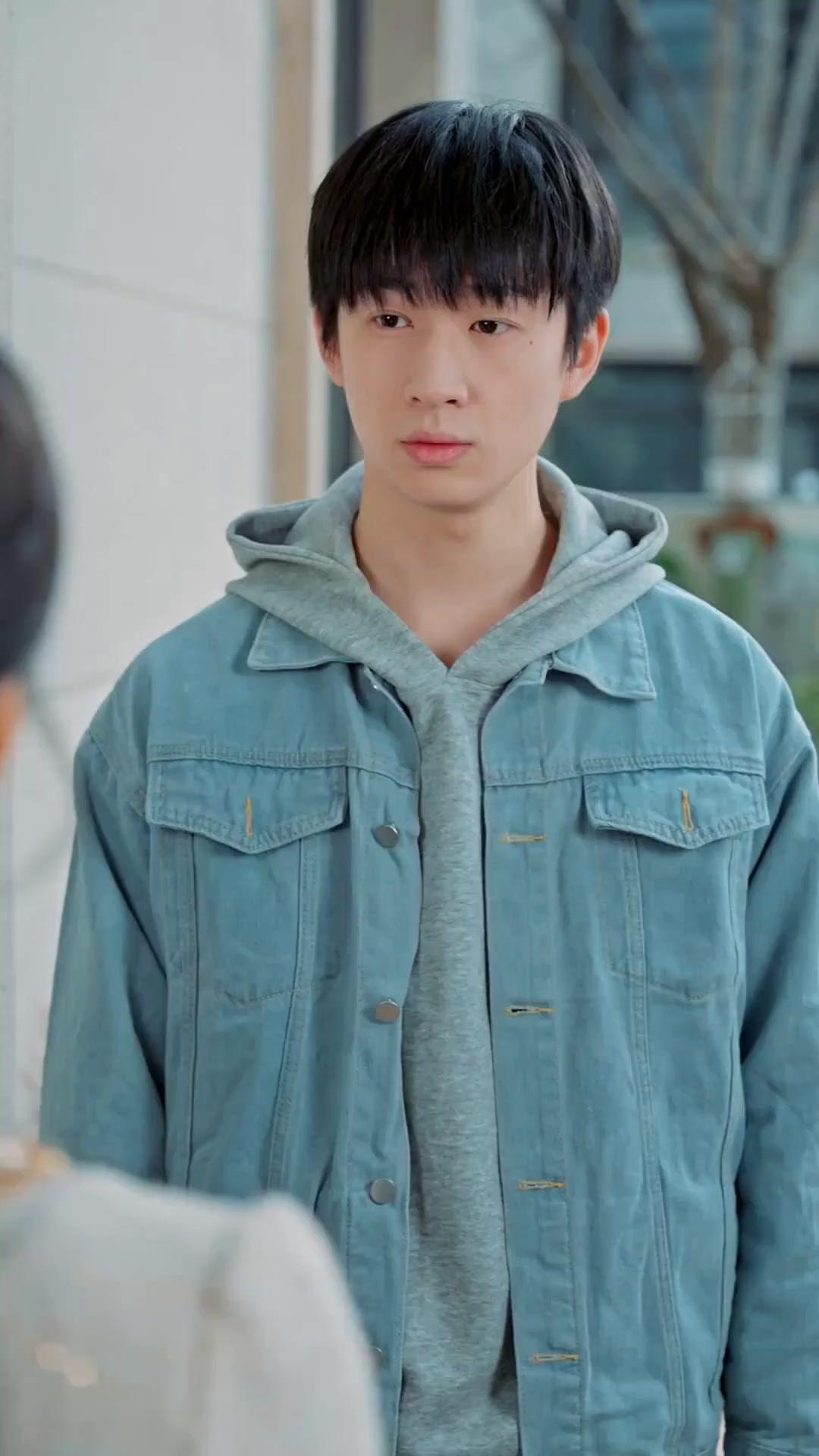 (Dubbed) Too Late to Love Him Right