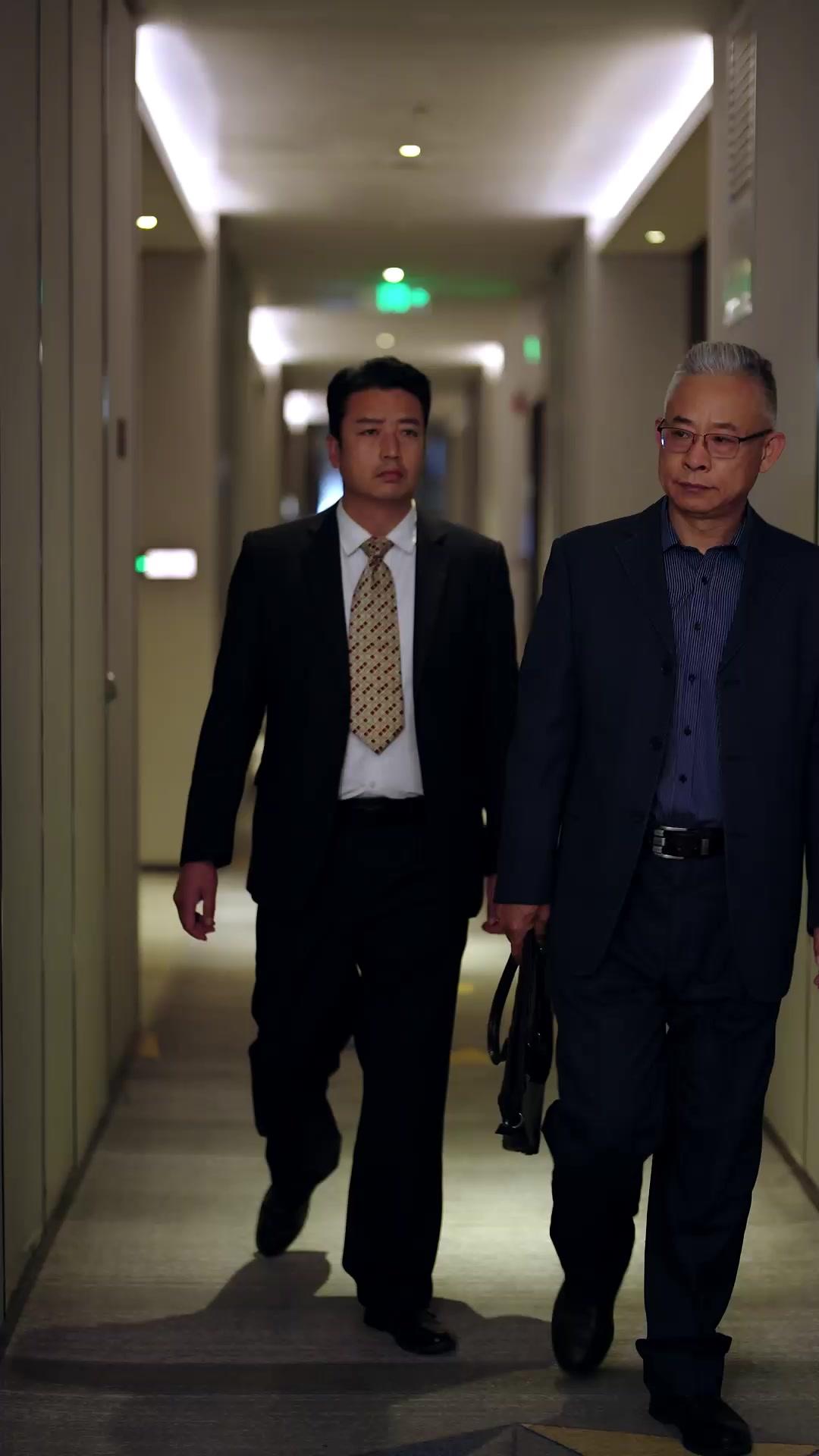 Suamiku adalah Musuh Keluargaku