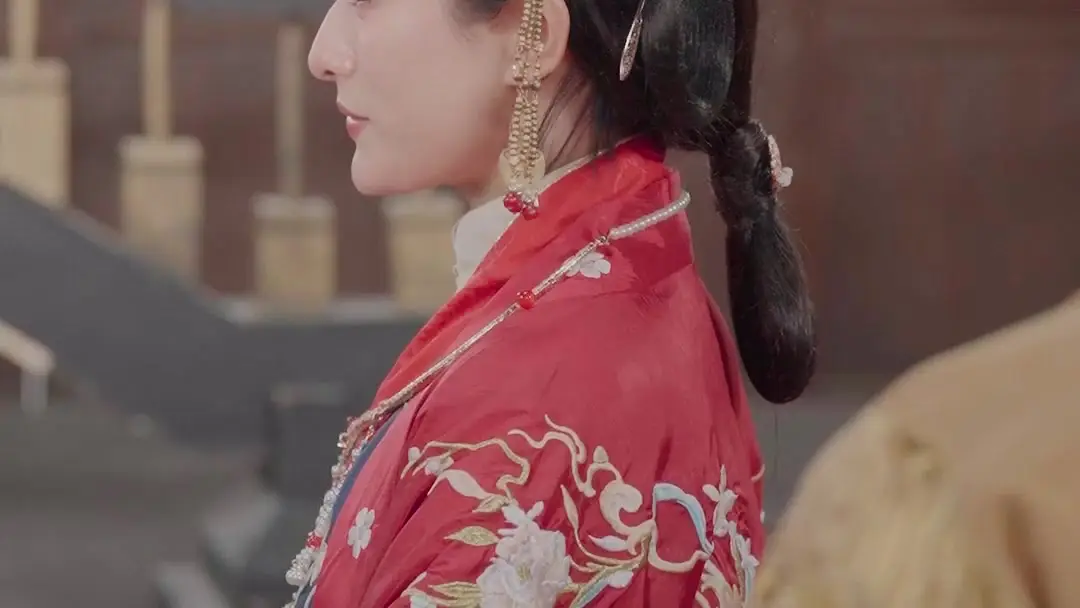 When Kowtows Become Power Plays