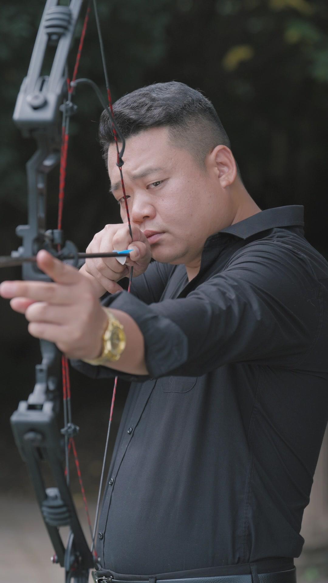 SHE Made Brothers Enemies