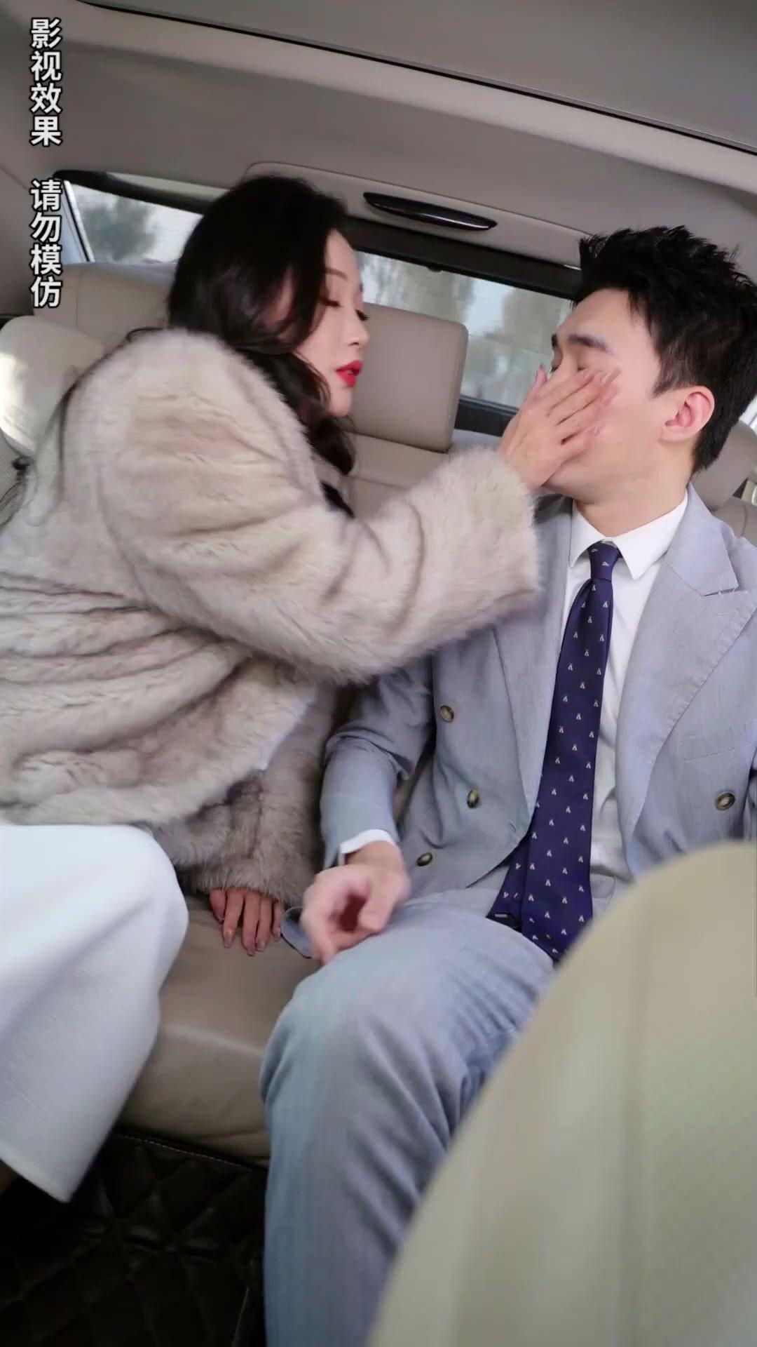 Tiga Anak Istimewa, Ayah CEO Yang Berkuasa"