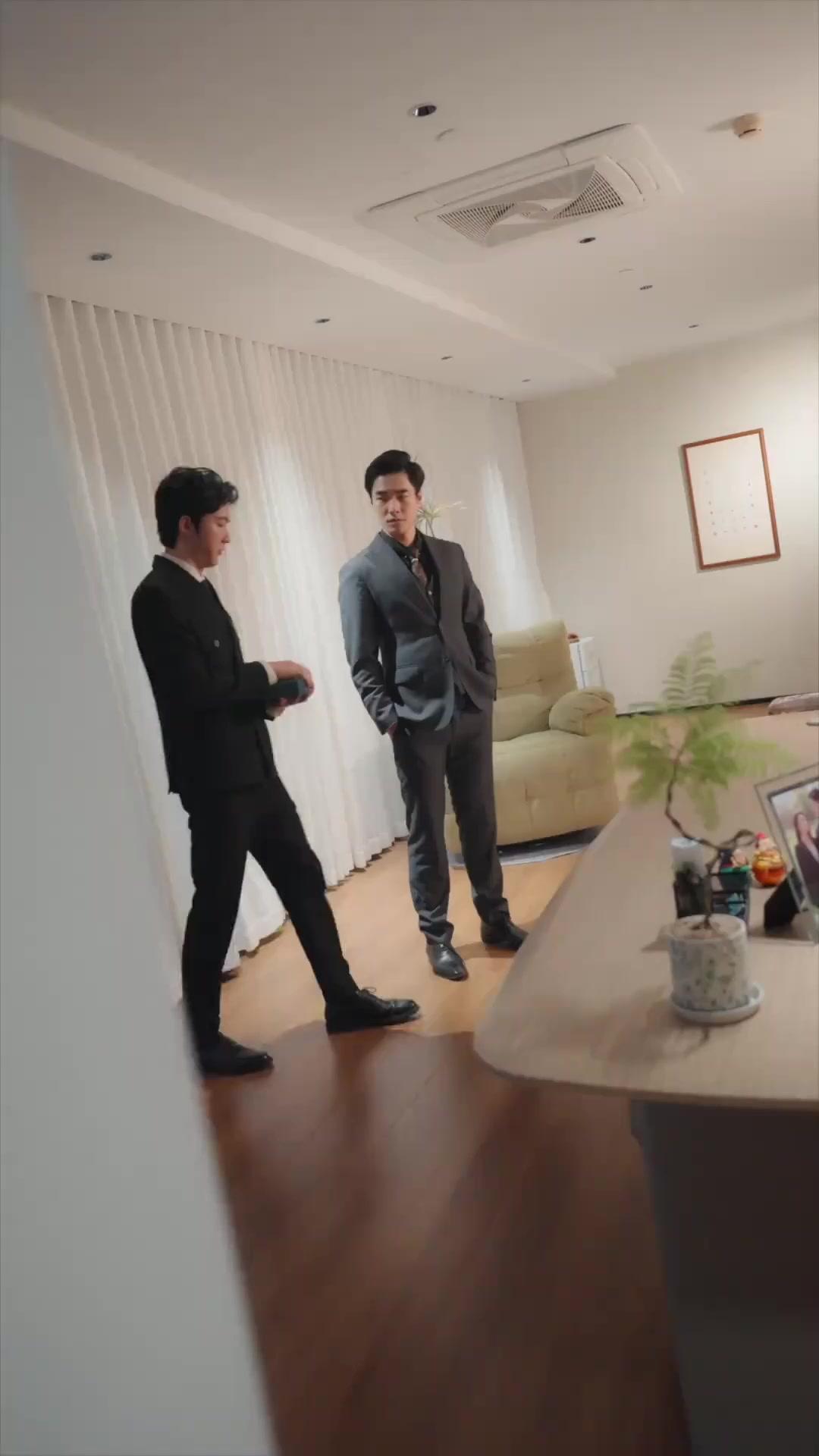 อย่ามาง้อ สายไปแล้ว