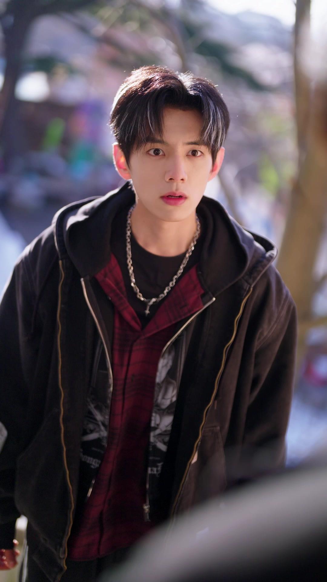 貧乏家族？どう見てもおかしい