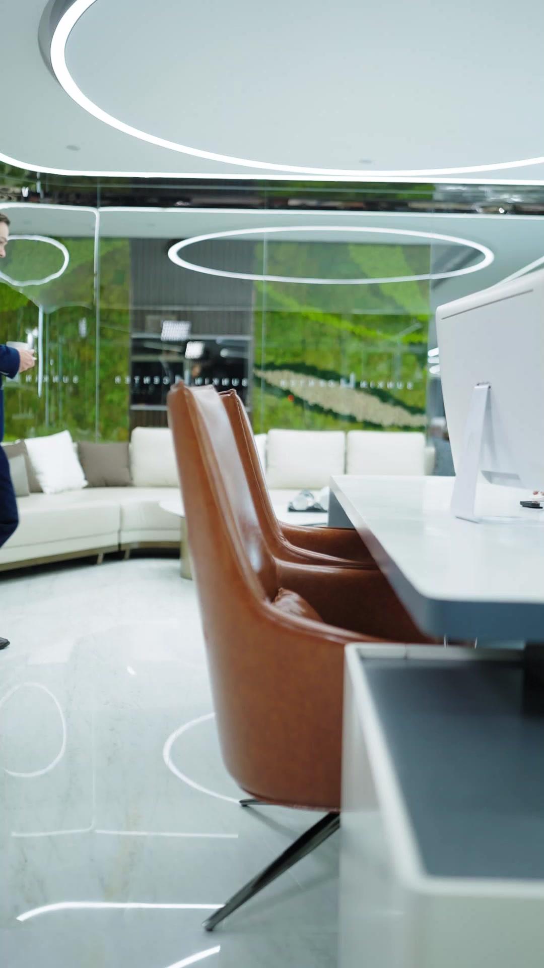 She is the one, Boss!