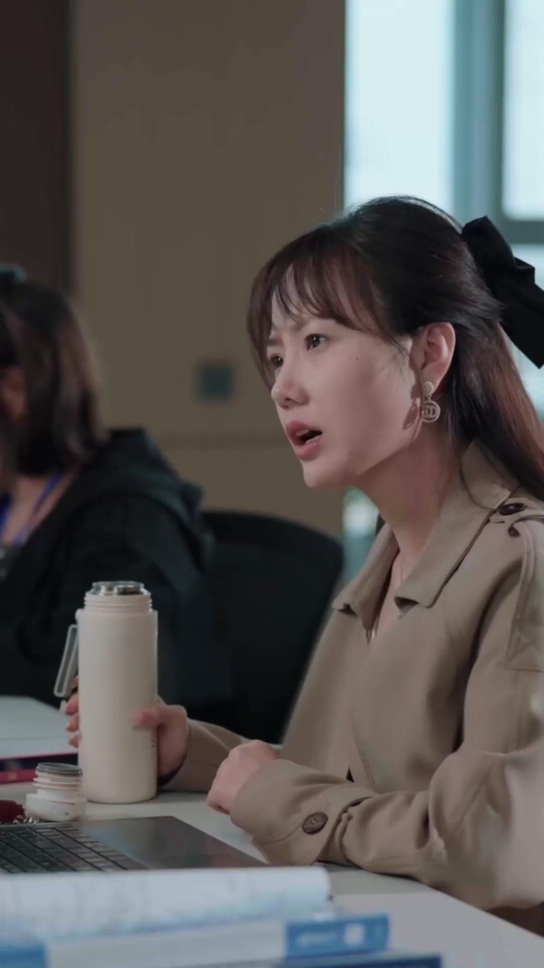 Tras la máscara del amor